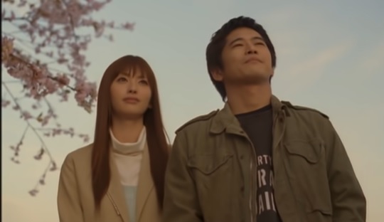 【2026年再燃】ケツメイシ『さくら』の衝撃から20年余――鈴木えみが魅せた「伝説のMv」が今なお世代を超えて胸を打つ理由