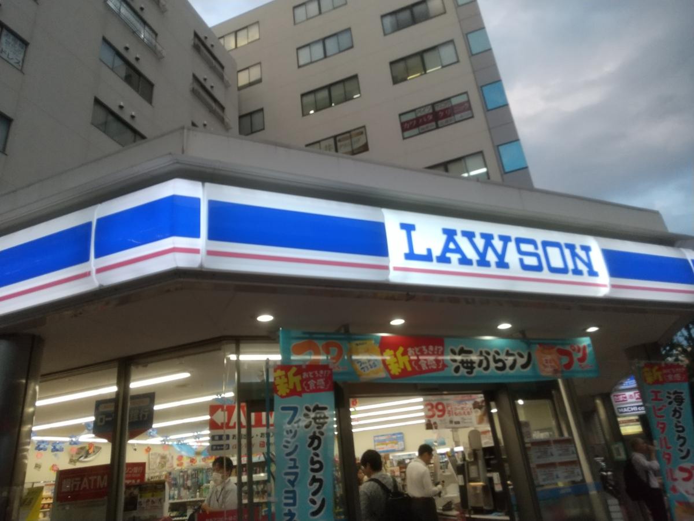 ローソン江坂駅前店の現在の状況とは？営業時間や評判の真相を徹底解説