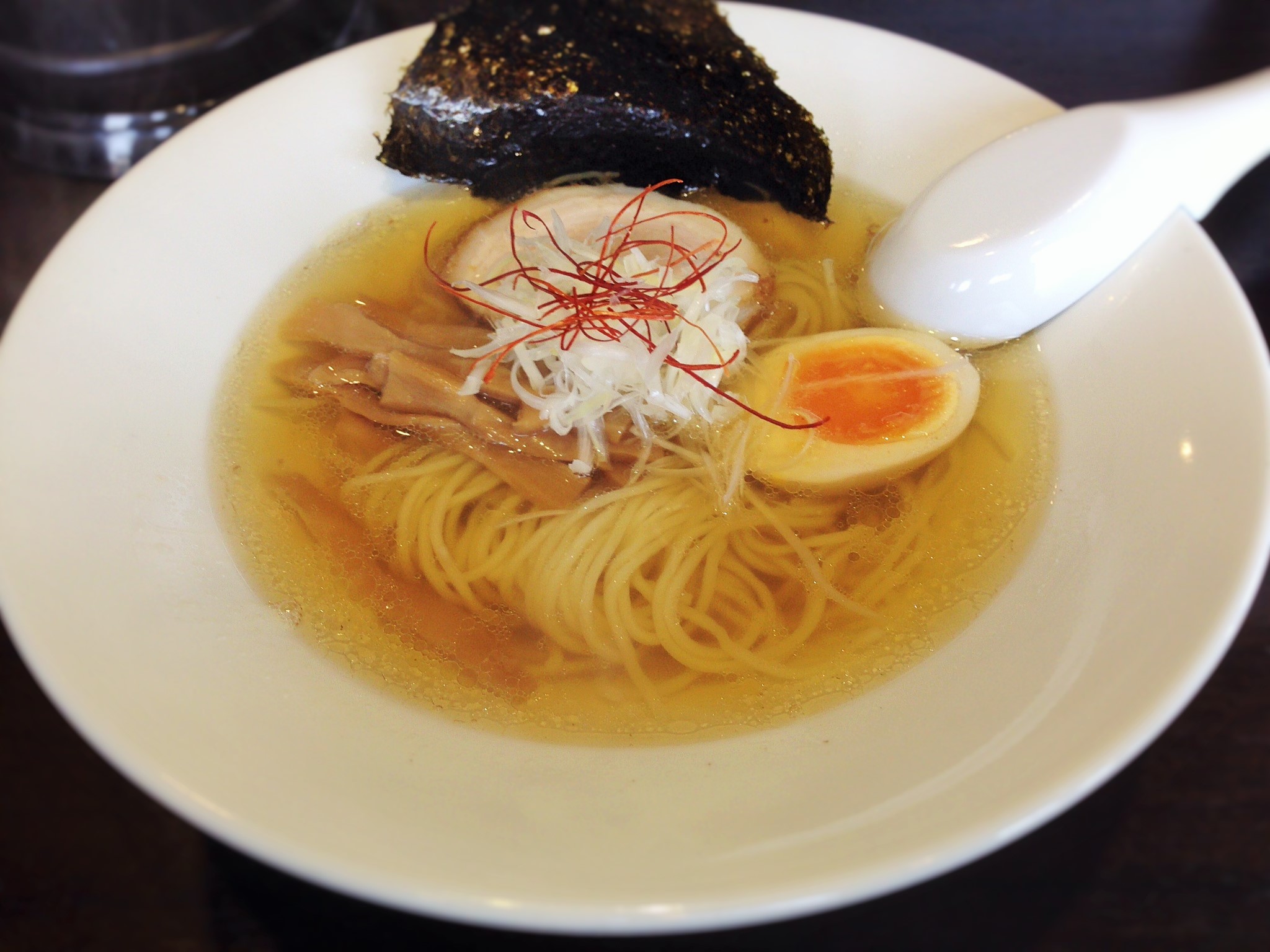 名取「杉のや」鯛だしラーメンの魅力！整理券の入手手順と混雑攻略法