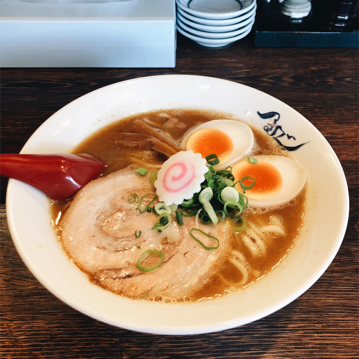 大阪の伝説「麺や紡」現在の営業状況は？閉店理由と復活の噂を追う