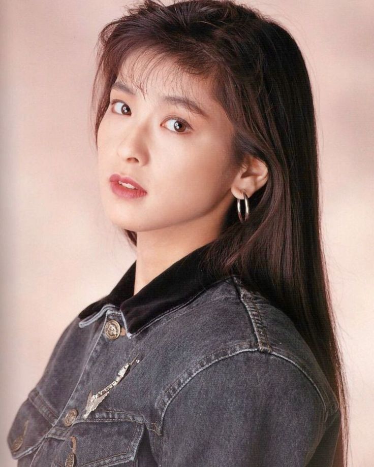 森高千里の若い頃が異次元の可愛さ！伝説の美脚と現在を徹底比較