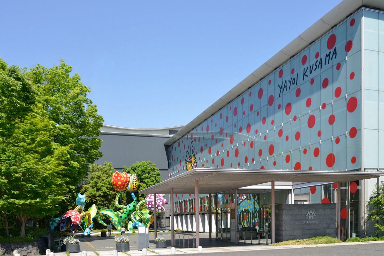 松本市美術館の草間彌生を完全解剖！見どころ＆混雑攻略【2026最新】