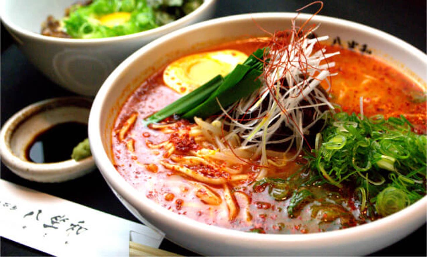三宮ラーメン決定版2026！地元民が選ぶ名店と深夜の行列店比較
