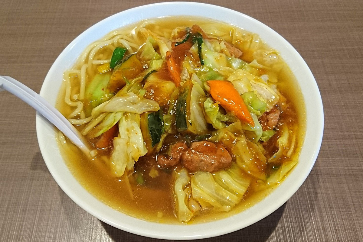 【2026年最前線】なぜ今「スタミナラーメン」に日本中が熱狂するのか？ 疲労社会を打ち破る“爆食系”の進化とグローバル潮流