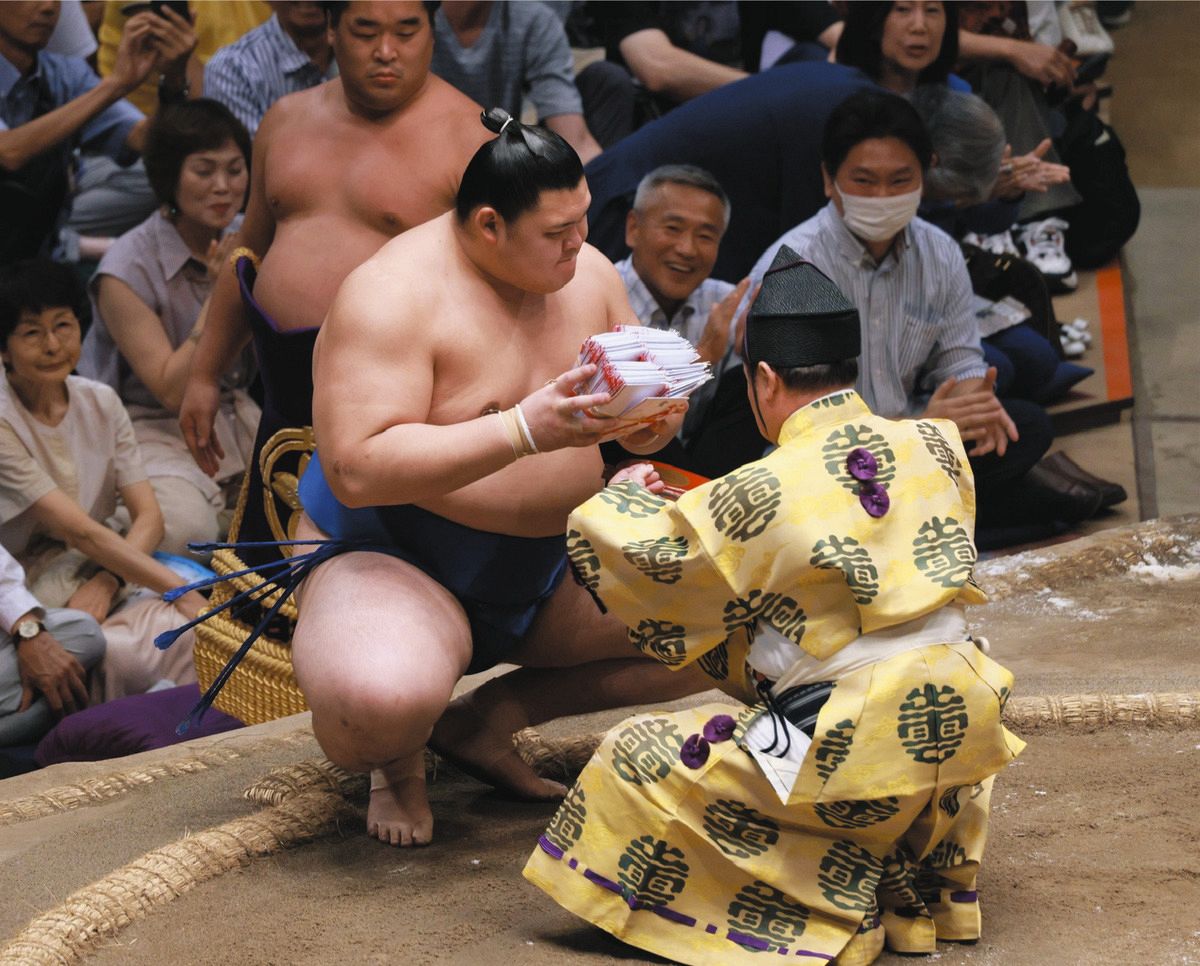 大相撲の大銀杏を結える条件とは？ざんばら髪の真相と職人技の秘密