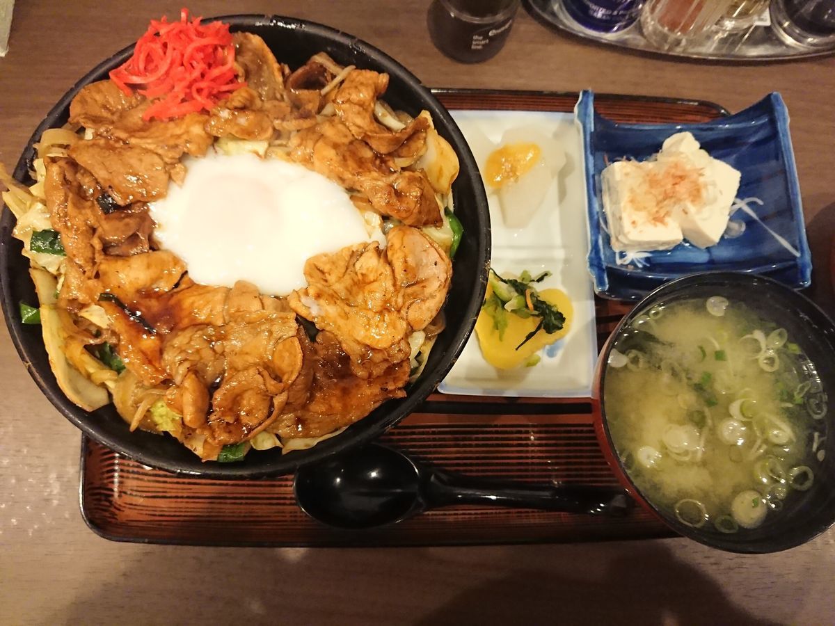 山一食堂の絶品グルメと評判を追跡！2026年最新データと愛される真相