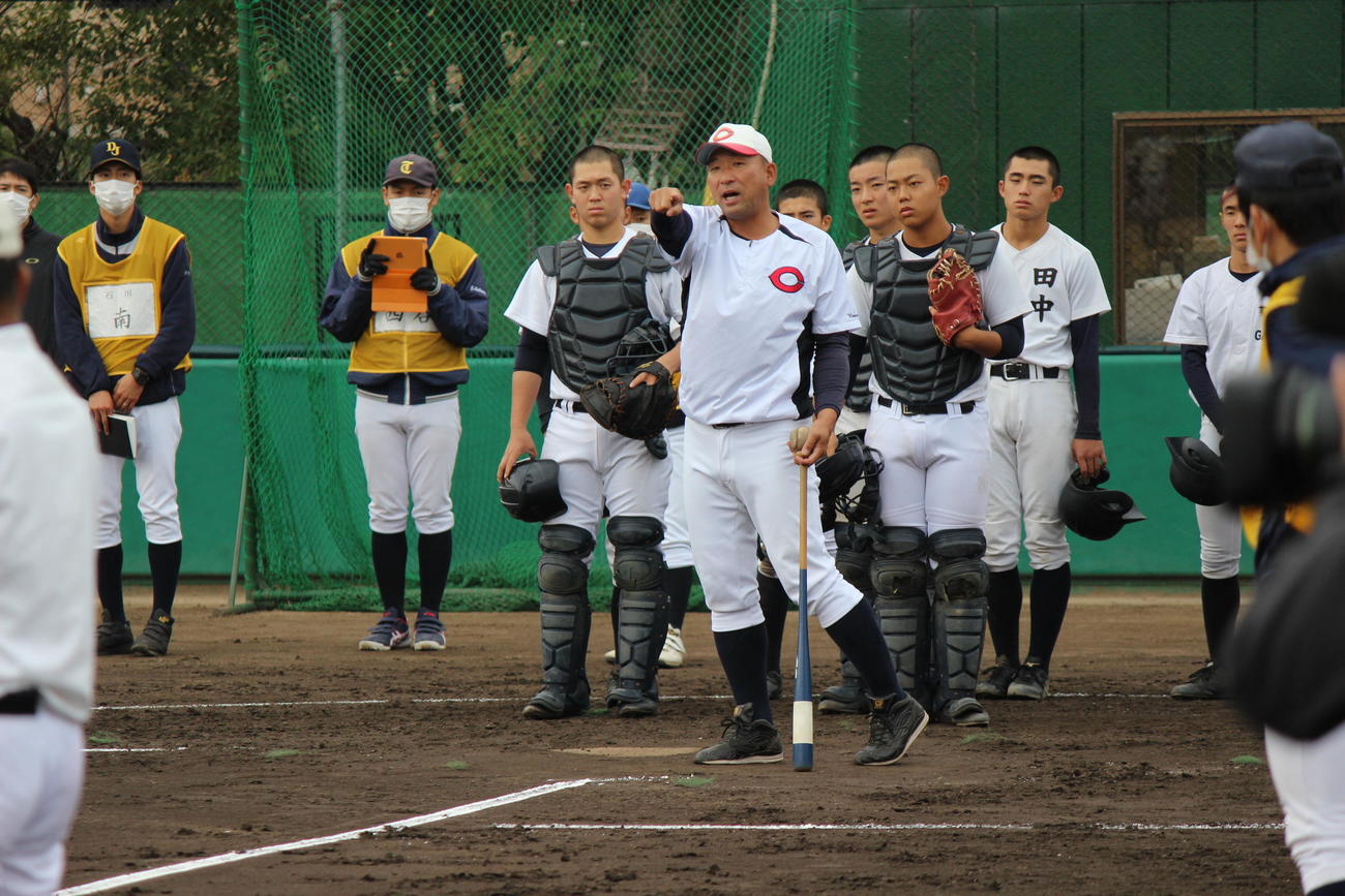 名将の知略が高校野球を変える――智辯和歌山・中谷仁監督が実践する「球数制限と低反発バット時代」の超・合理主義