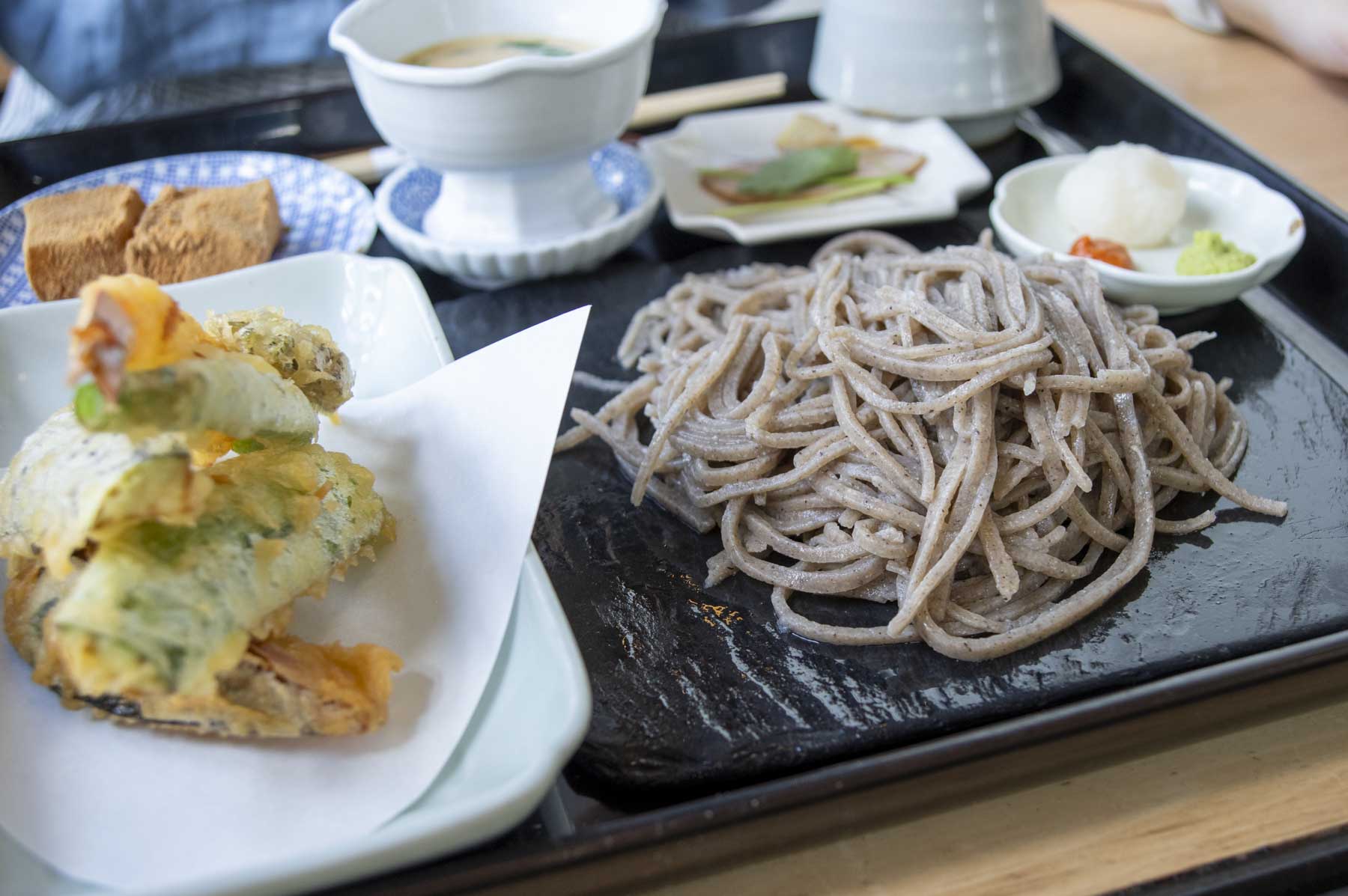 仙台・鹿落堂の絶景と十割蕎麦を徹底解剖！混雑回避と名物かき氷の真価