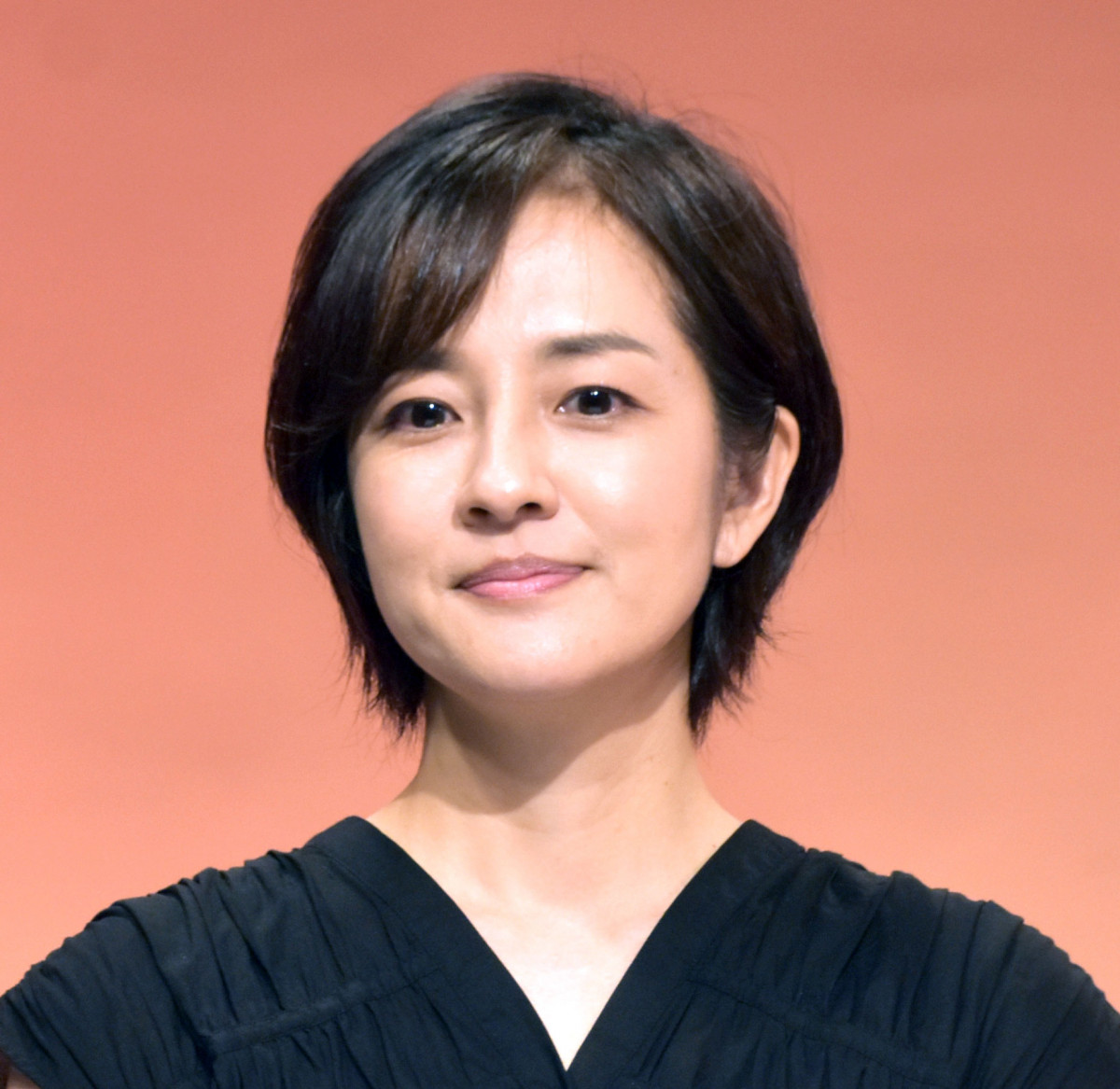 鈴木奈穂子アナの現在と魅力｜朝ドラ涙の真相から夫・子供との私生活まで徹底解説