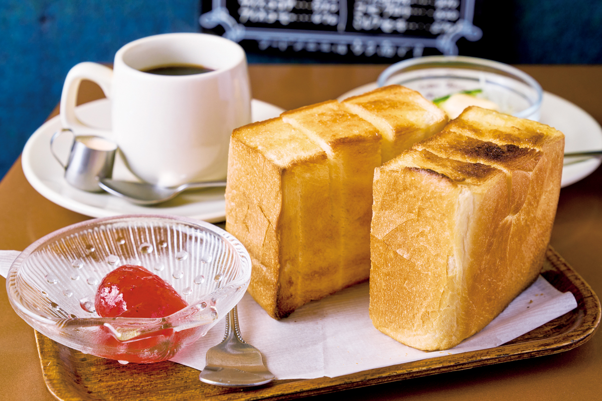 喫茶店の厚切りトースト完全再現！外カリ中ふわを生む究極の焼き方