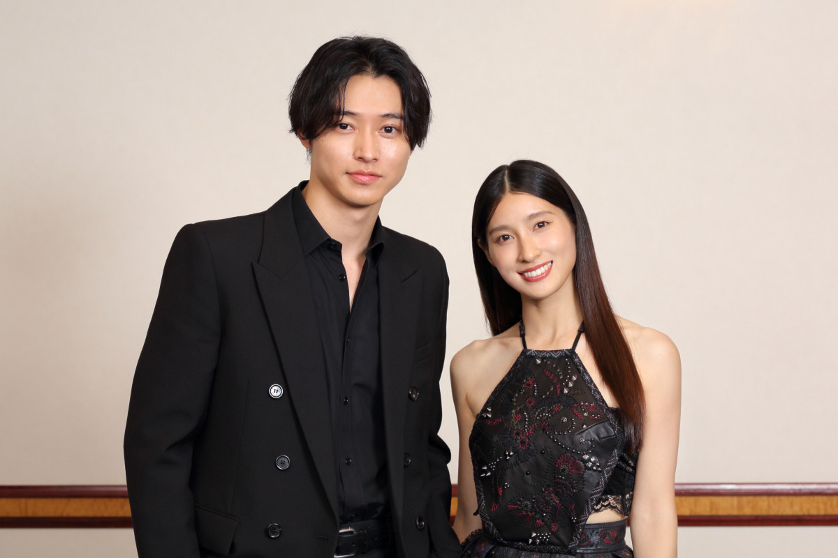 土屋太鳳と山崎賢人の現在！熱愛の真相から結婚と共演歴を総力解説