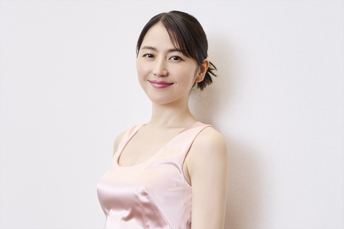 デビュー25周年の長澤まさみ、なぜ今「顔タイプ」が再注目されるのか？大人女子が熱視線を送る「直線と曲線の黄金比」を徹底解剖