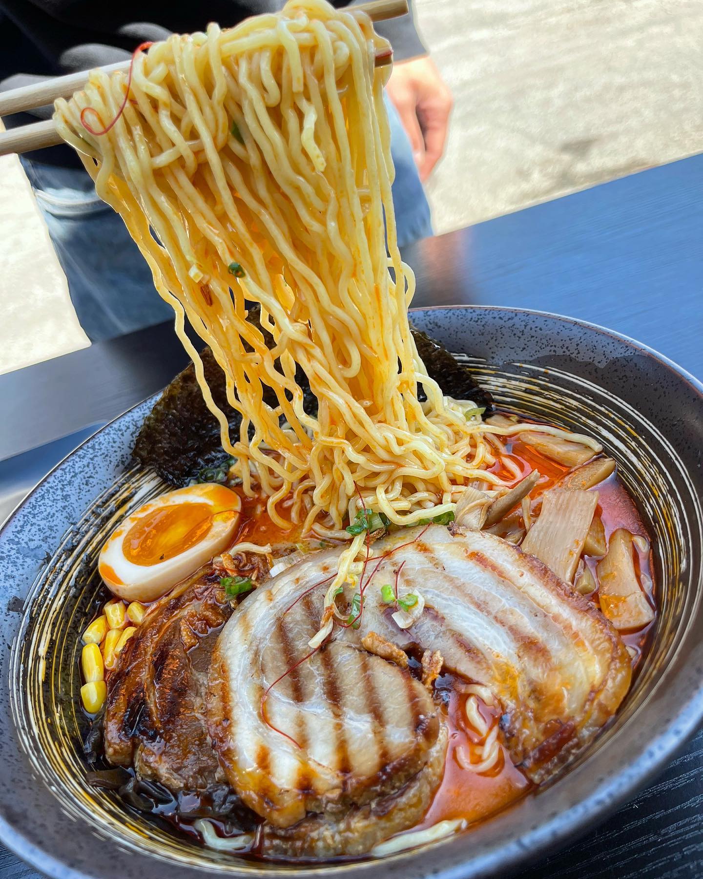 近くのラーメン屋で本当に旨い隠れた名店は？2026年最新の現在地検索術