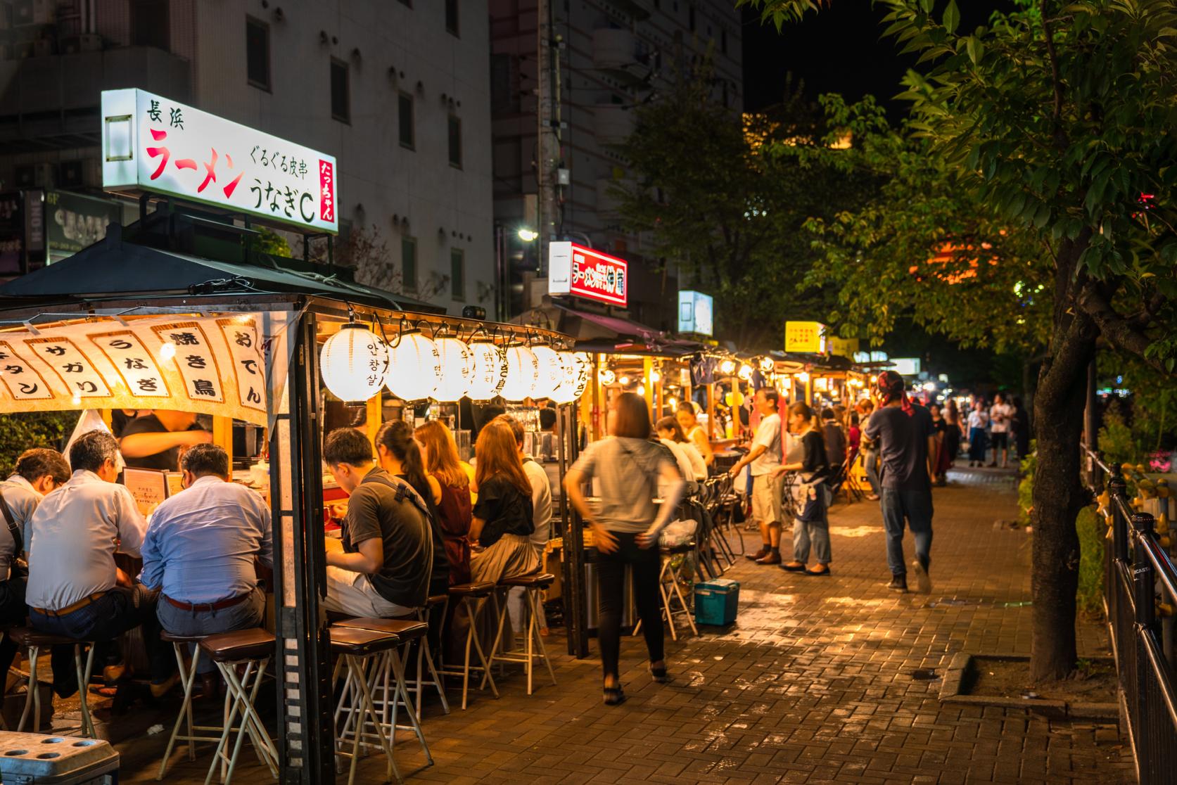 昭和のノスタルジーから世界が注目する夜の顔へ。2026年、変貌を遂げる福岡屋台のリアル