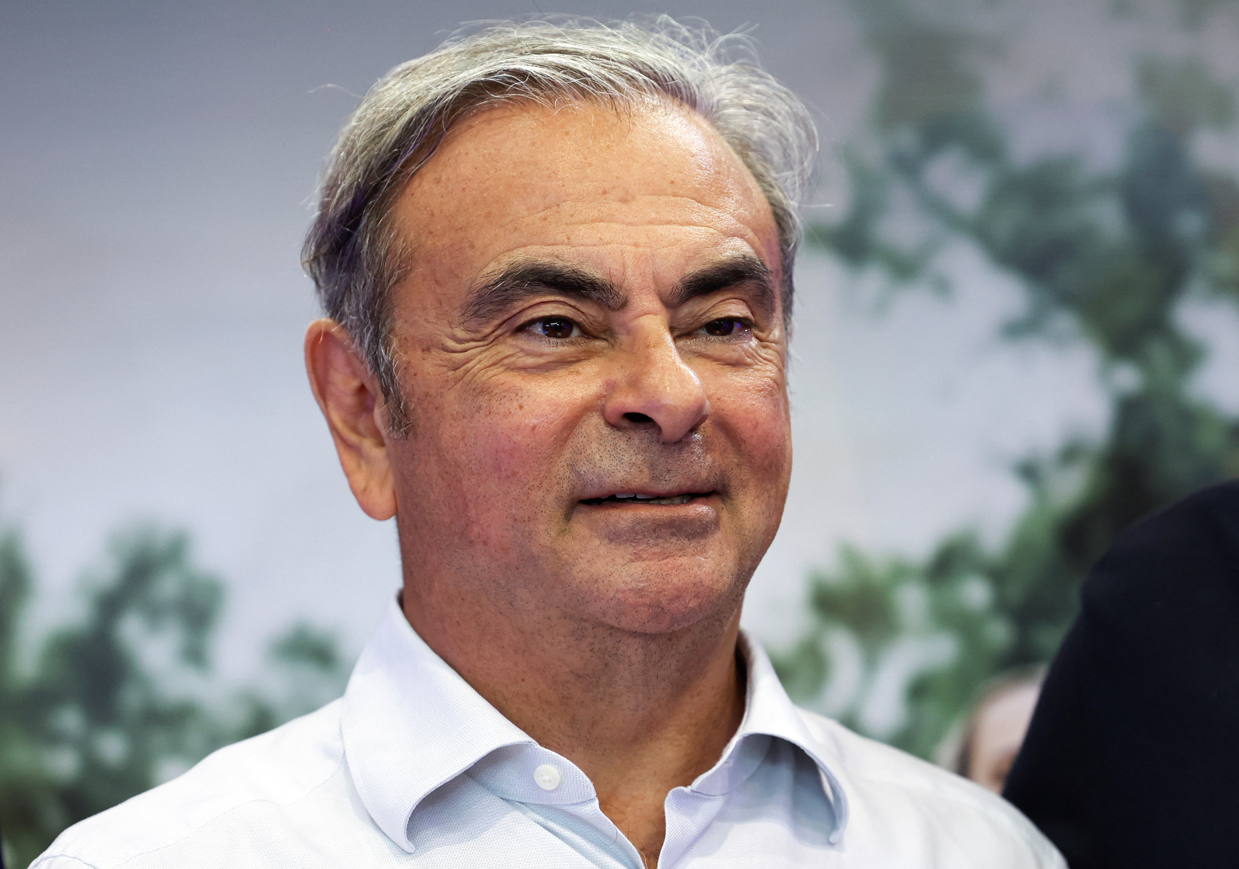 カルロス・ゴーンの現在と逃亡劇の真相｜レバノン生活と日産事件の全貌