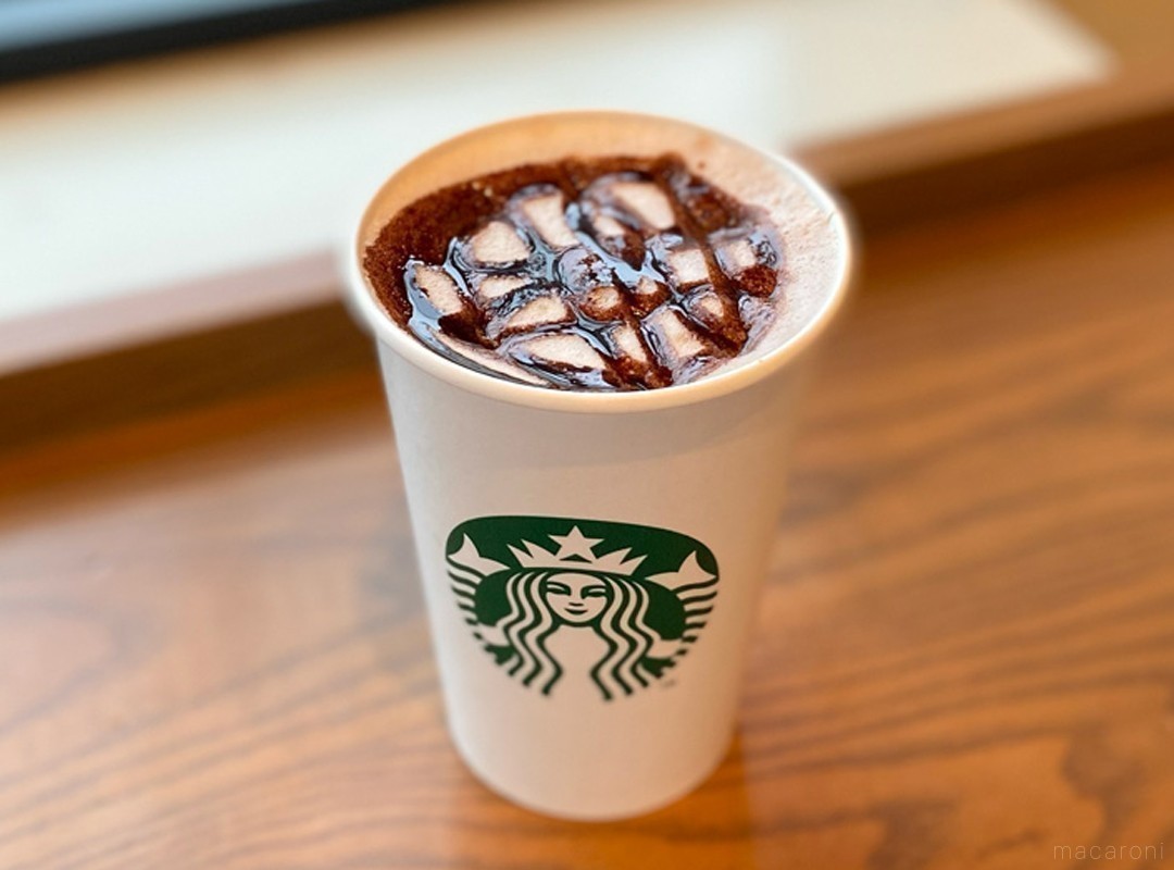 スタバのチョコシロップ購入の真相！無料カスタムと再現裏技【2026】
