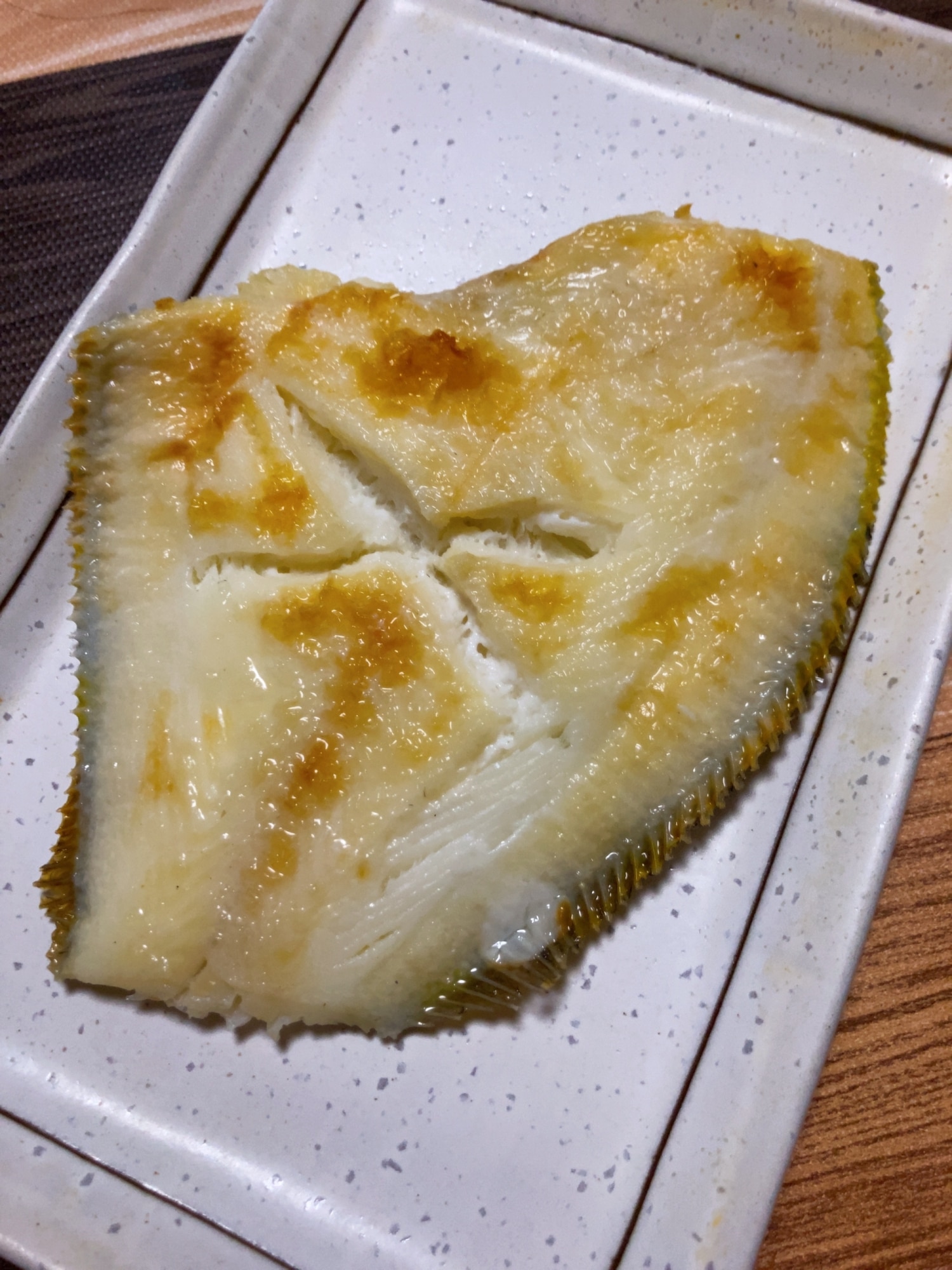 真カレイの塩焼きは下処理で激変！皮パリ身ふっくらプロ直伝の焼き方