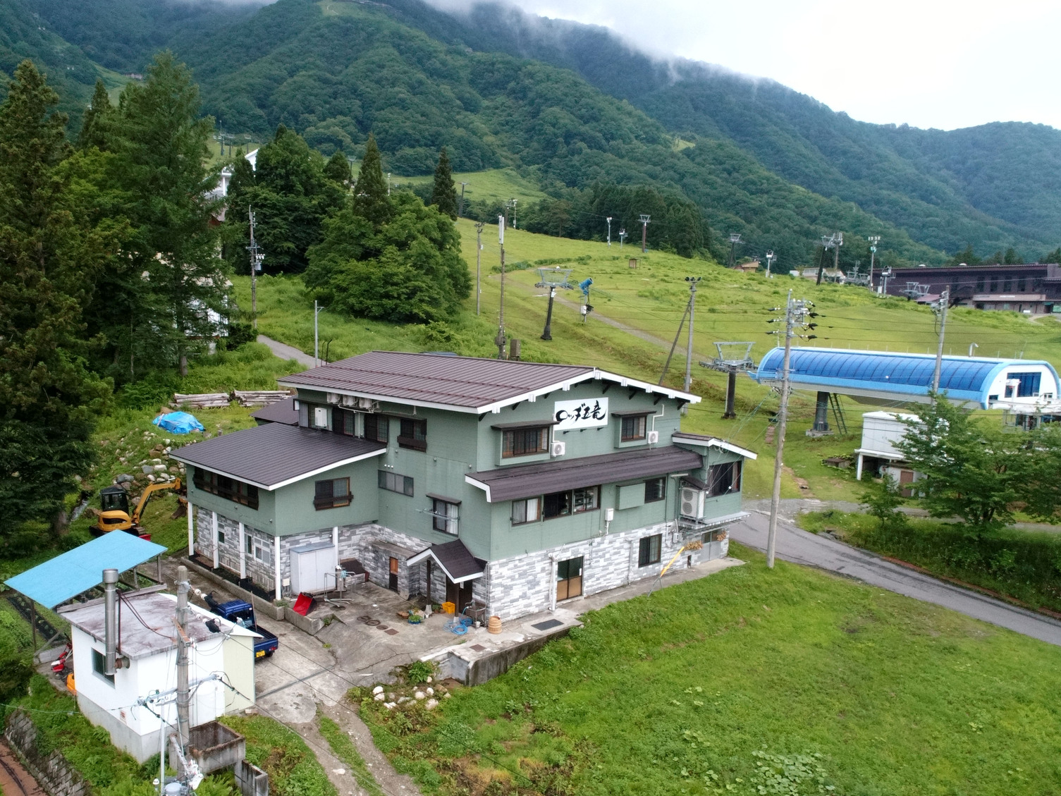 ロッジ五竜の評判と口コミ徹底検証！ゲレンデ直結の真相と宿泊注意点