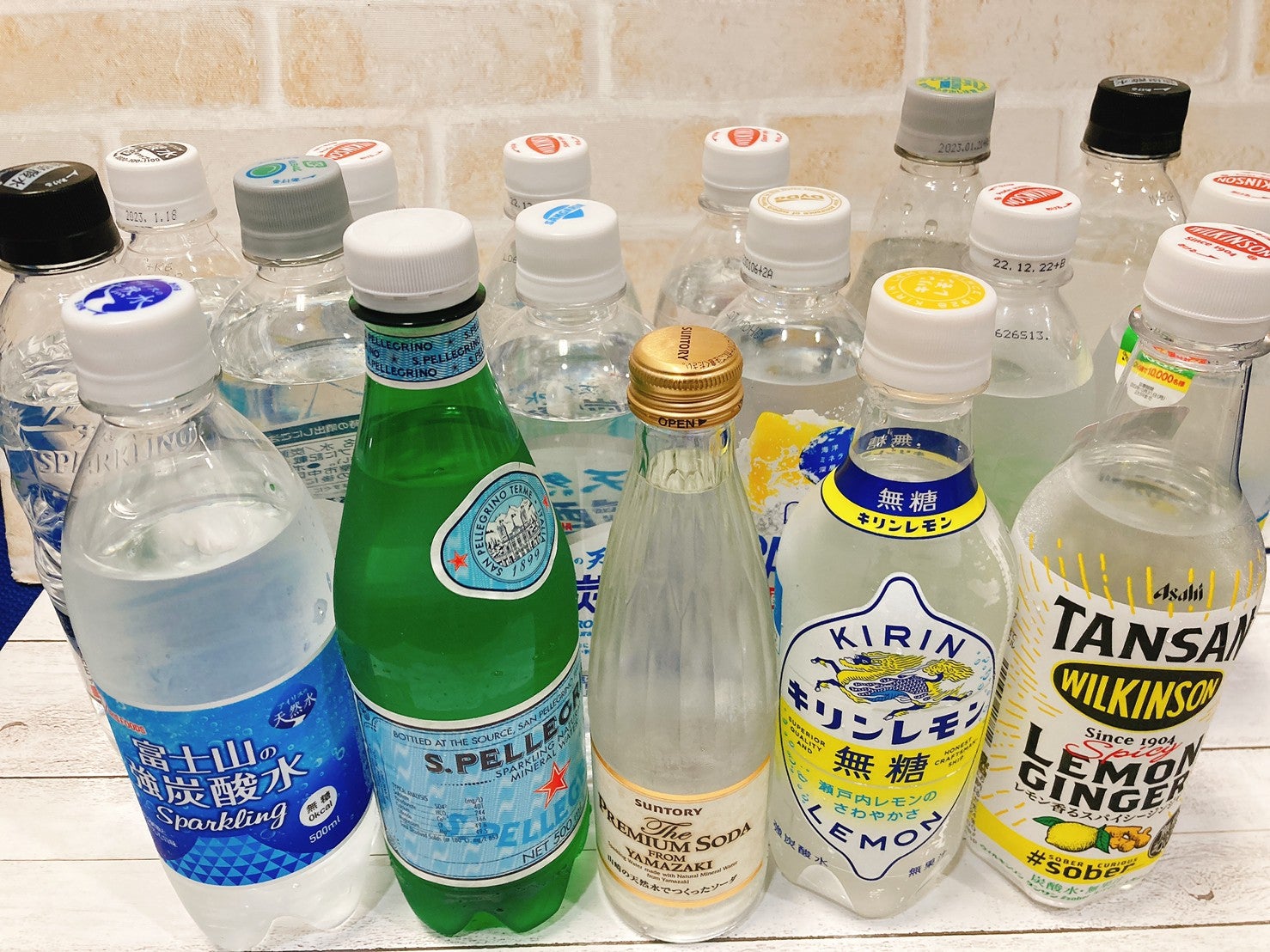 なぜ今「微炭酸飲料」が爆売れ？強炭酸離れの理由と定番人気銘柄徹底比較