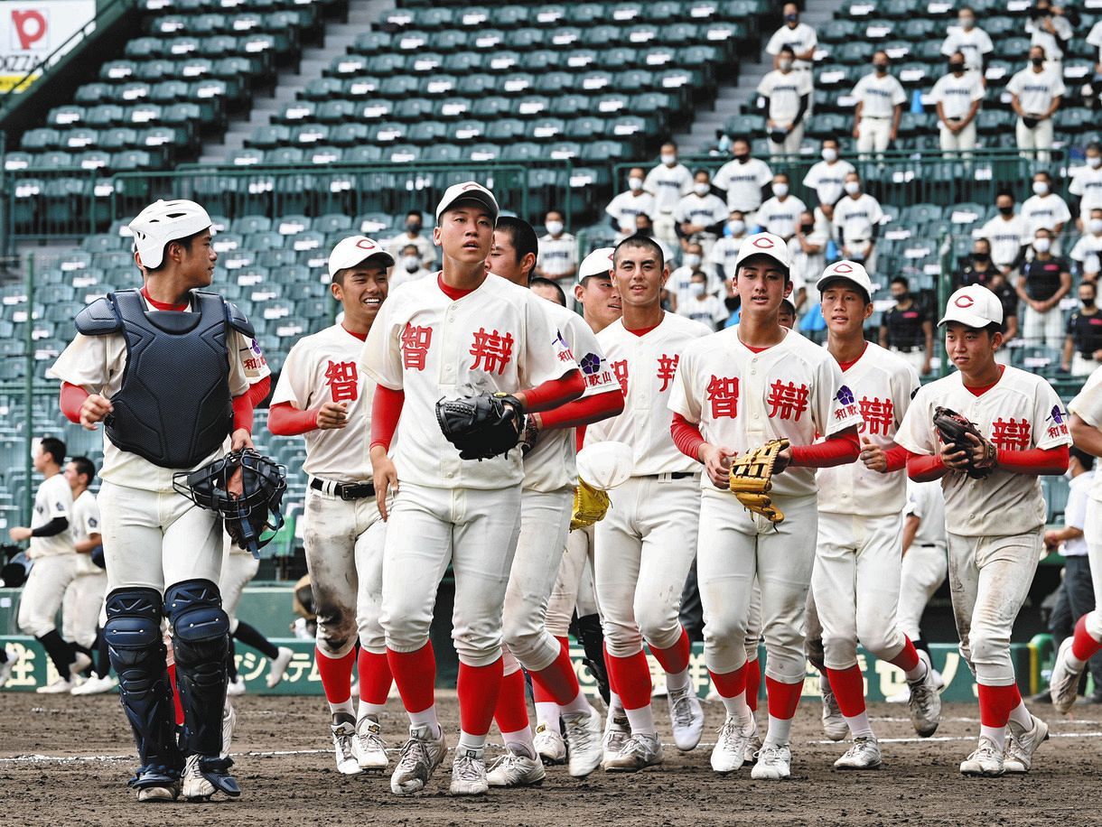 赤の王者、再び甲子園の頂へ——智弁和歌山野球部が低反発バット時代に提示する「進化形・強打スタイル」の衝撃【2026年最新リポート】