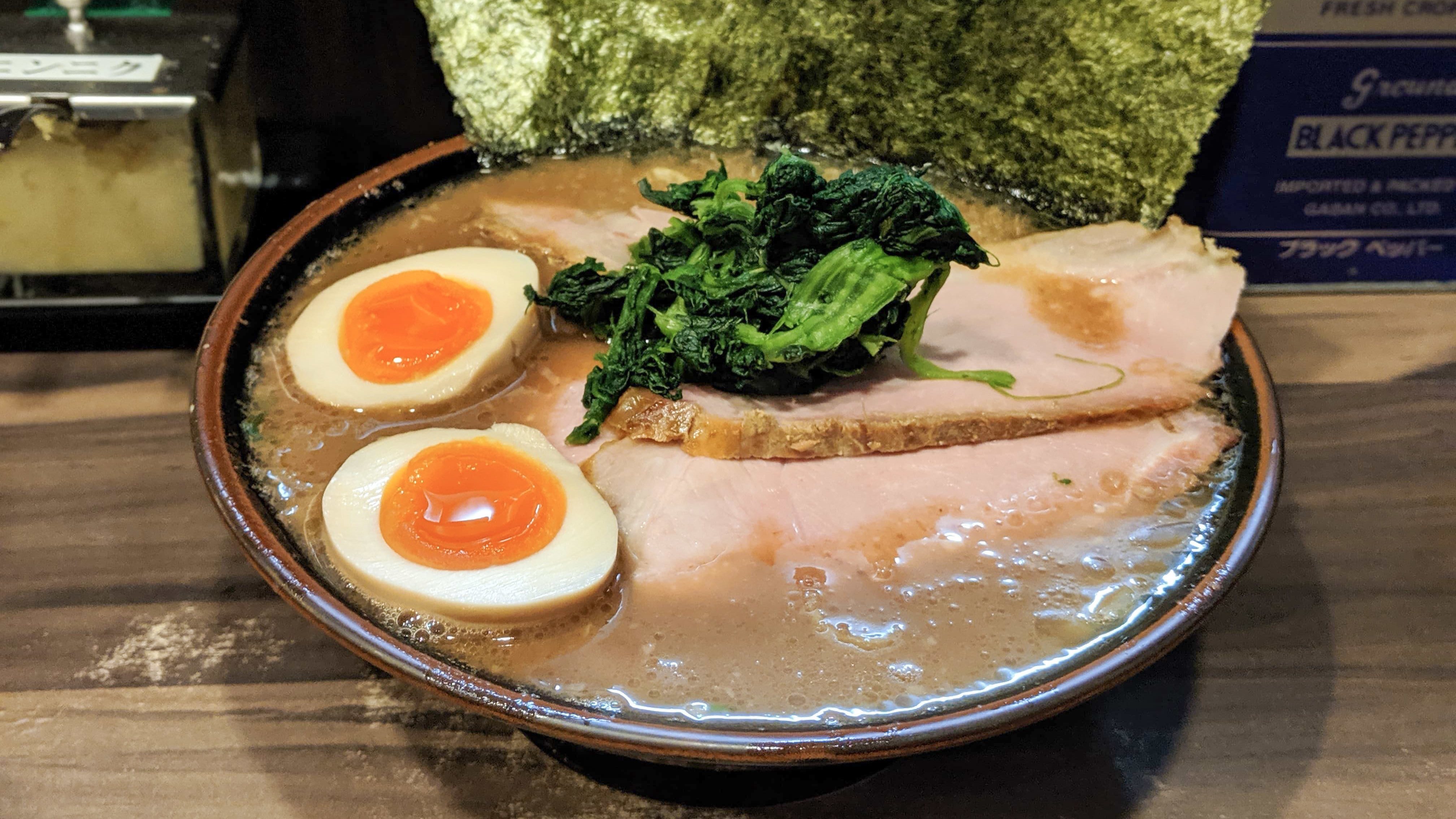 2026年最新激戦区レポ：神田ラーメン界に起きている「静かな革命」と今食べるべき至高の5杯