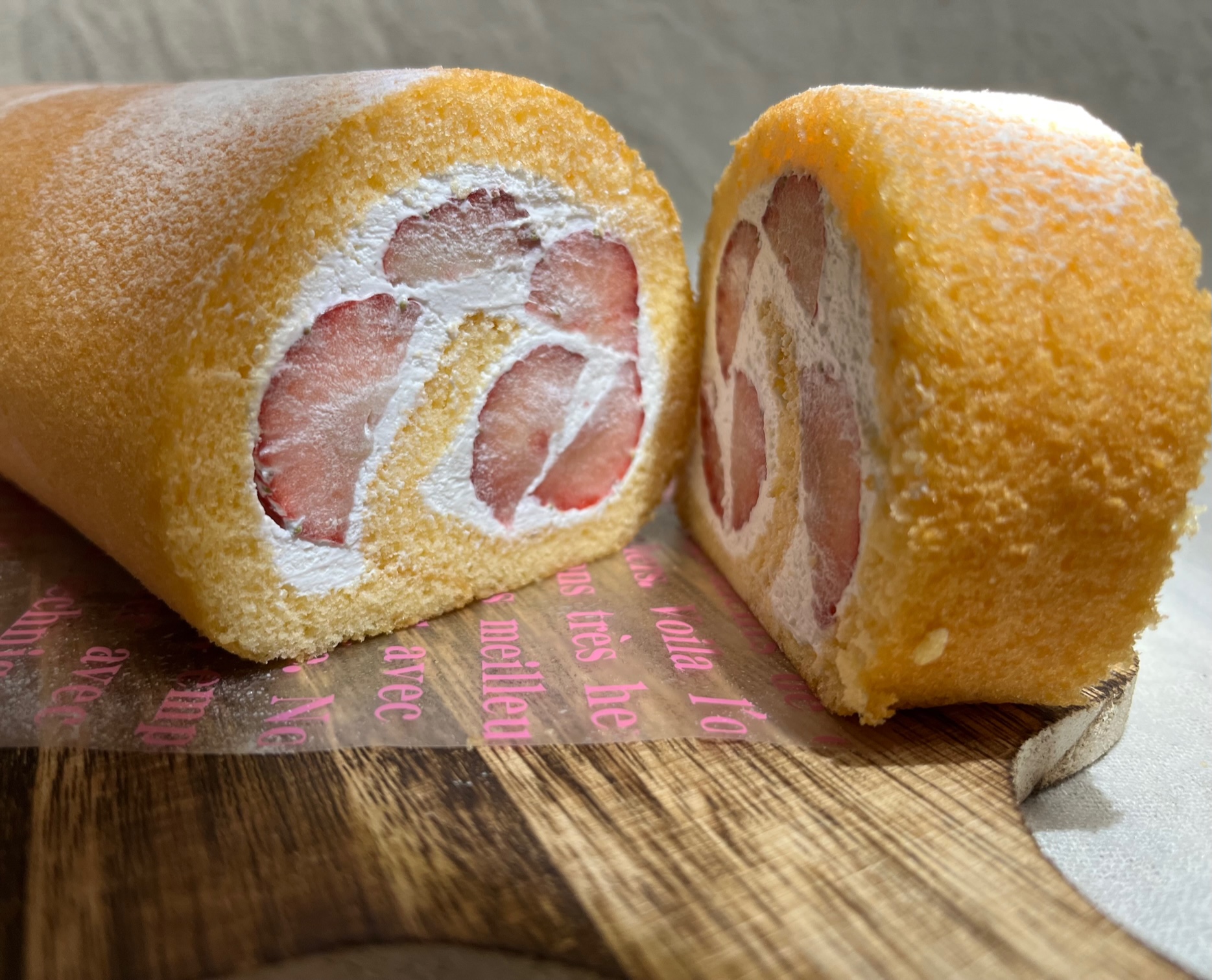 完売続出！道の駅にのみや絶品いちごロールケーキの秘密と入手方法