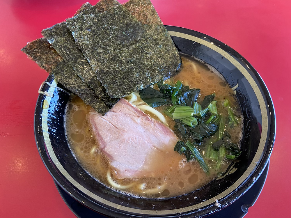 行列の絶えない名店が魅せる真価：2026年、なぜ「家系 ラーメン たTsu 家」の一杯は人々の魂を揺さぶり続けるのか