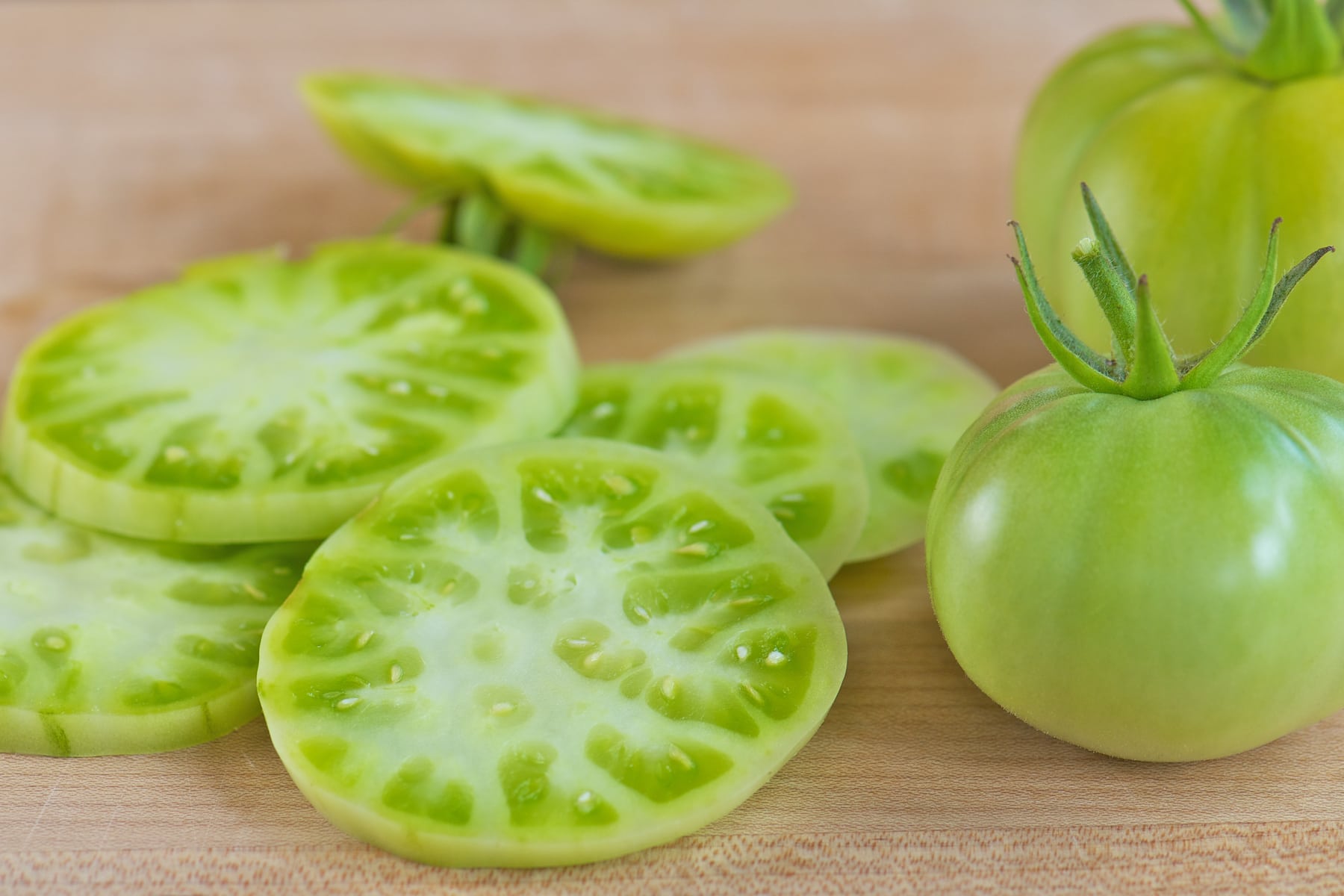 Can You Eat Green Unripe Tomatoes