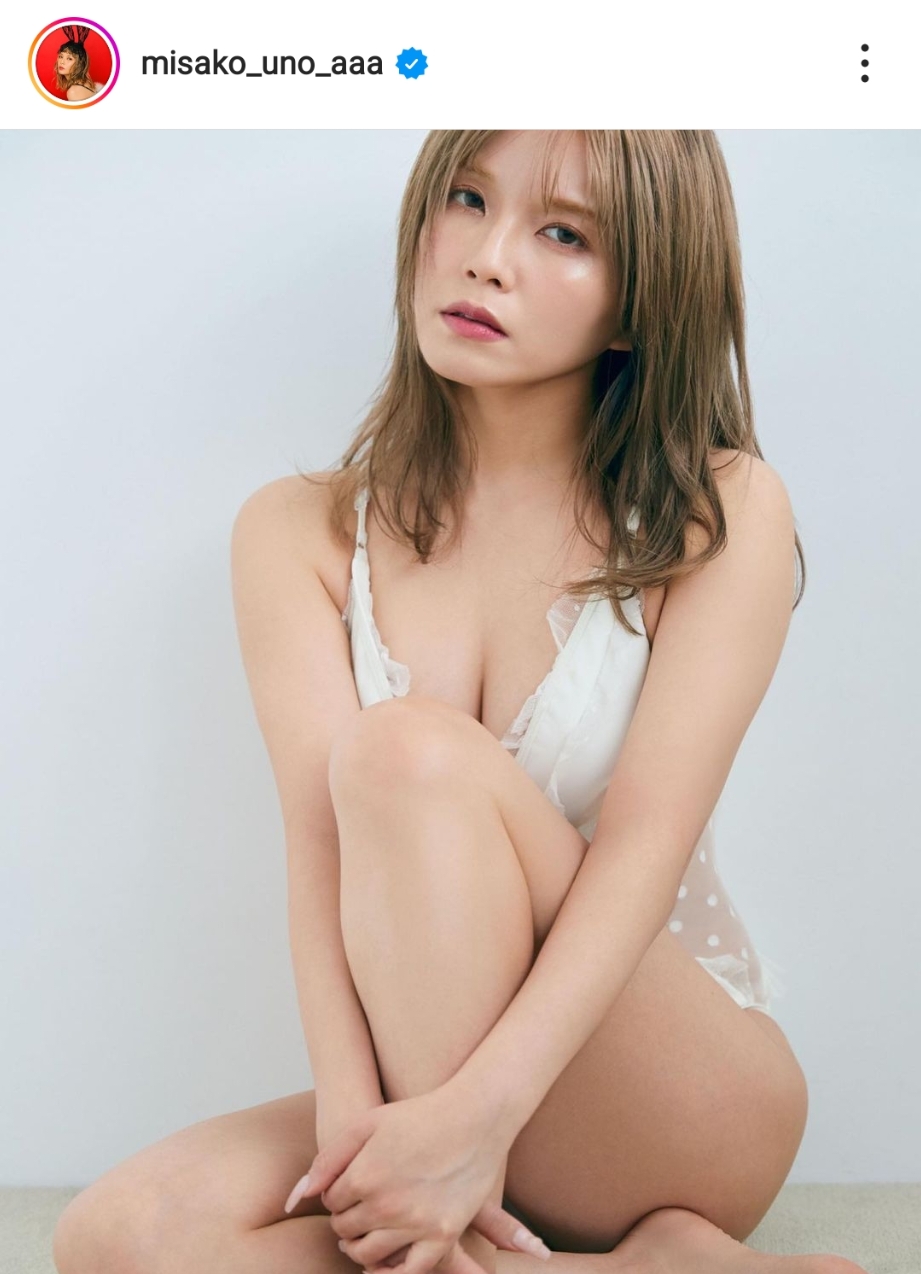 宇野実彩子のセクシー美ボディ解剖！年齢を超えるスタイル維持の真相