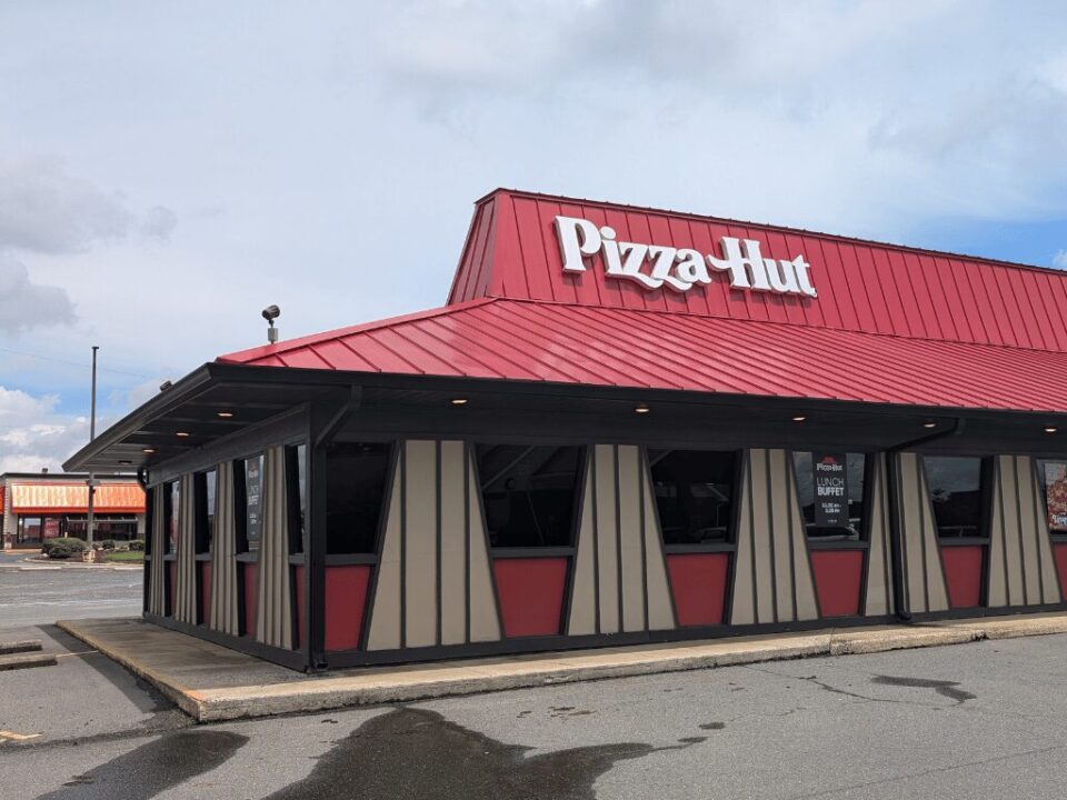 What Is a Pizza Hut Classic