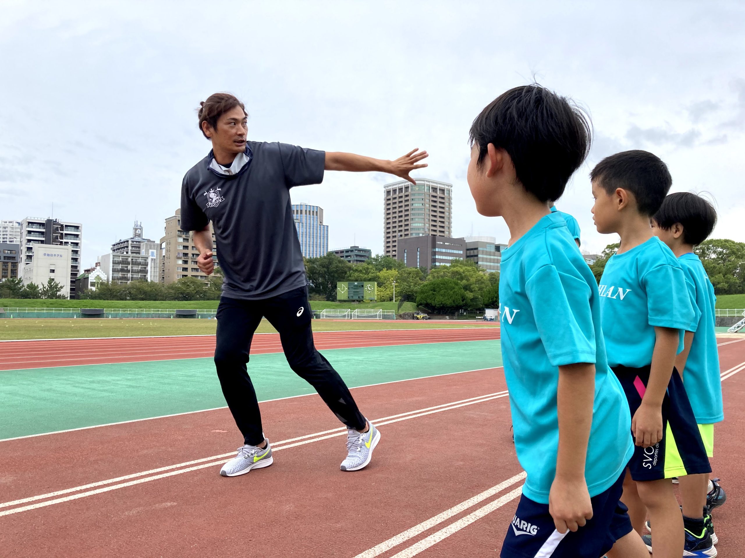 陸上で話題の「アスラン」とは誰？経歴・記録と最新動向を徹底解説