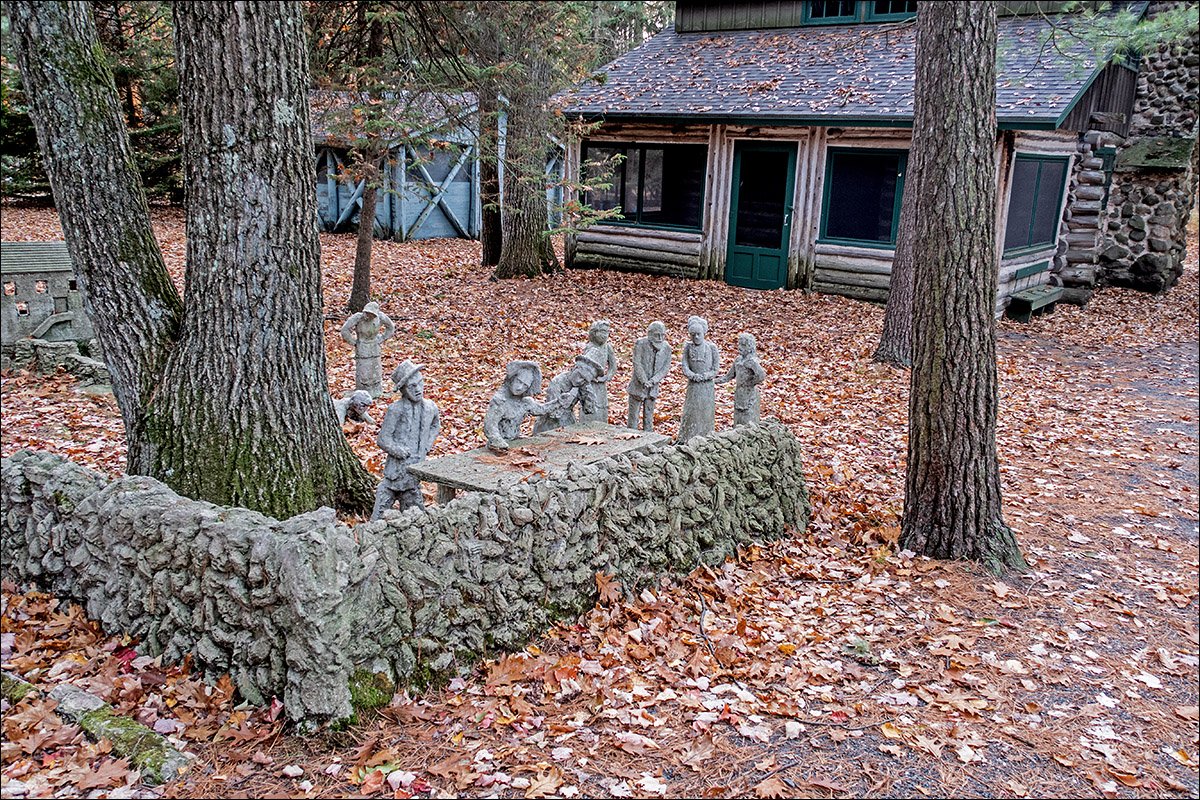 Tellen Woodland Sculpture Garden