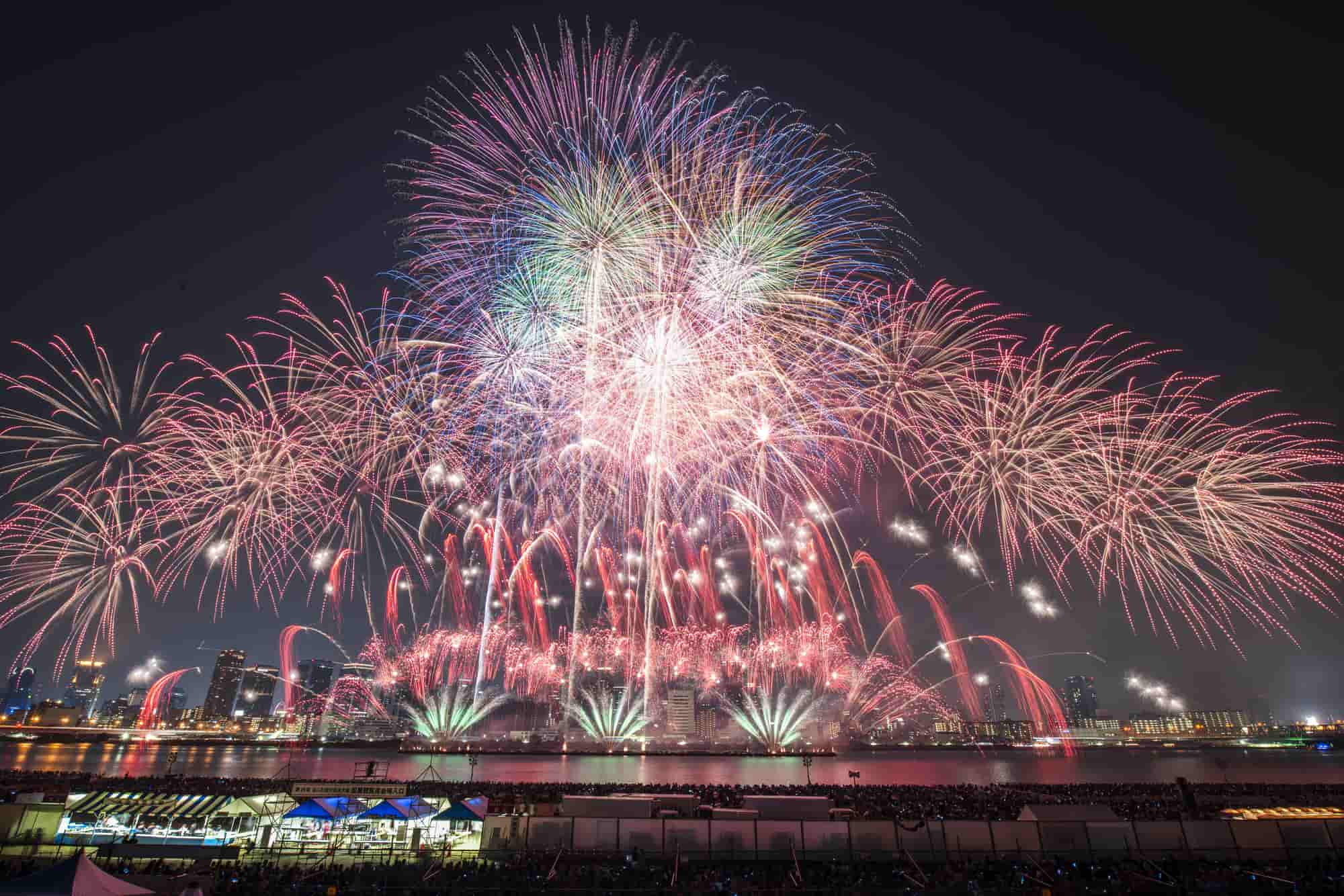 【2026】関西の花火大会おすすめ穴場と日程！混雑回避まで徹底解剖