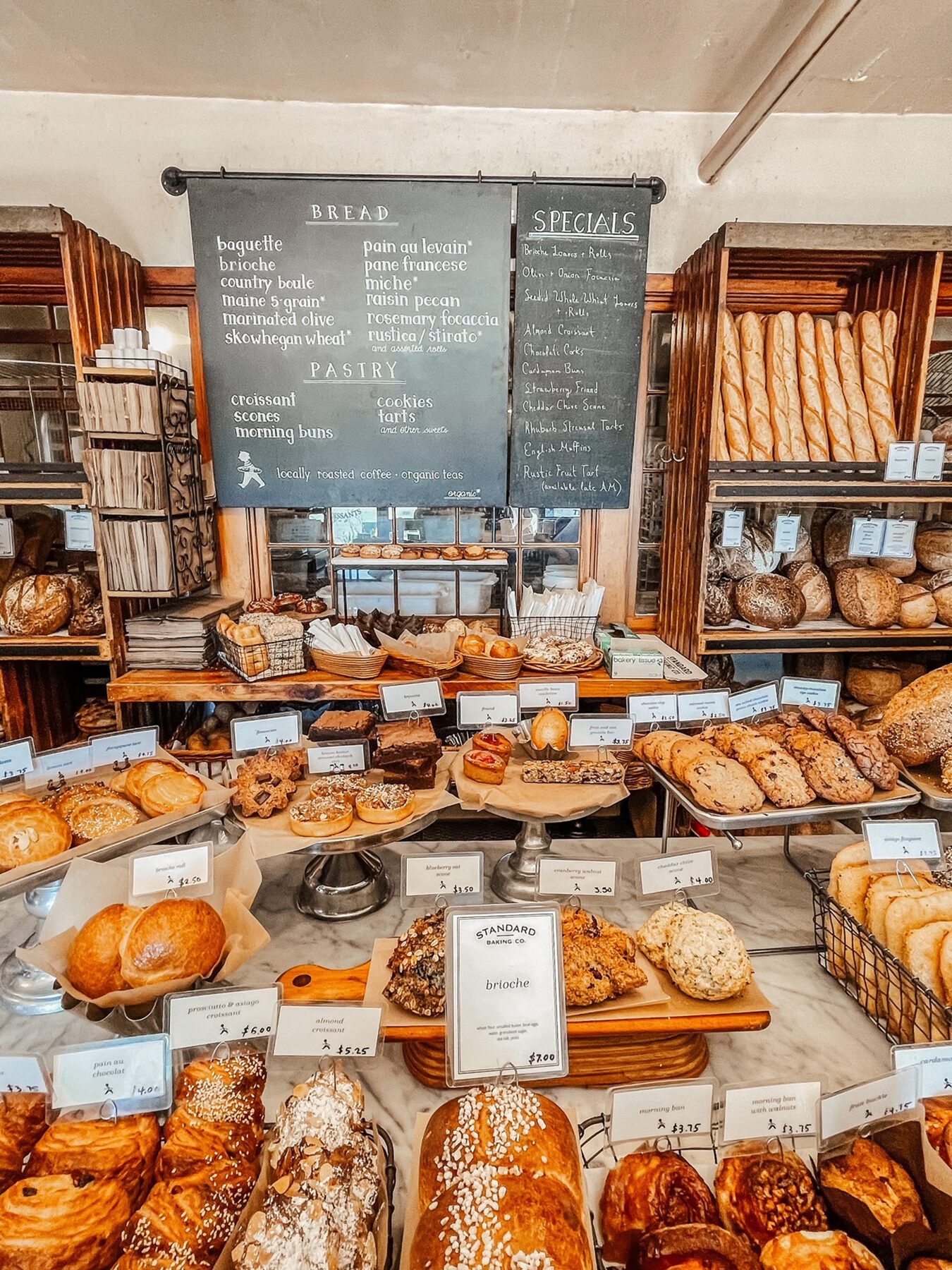The Standard Bakers人気の秘密と東京駅・大谷の絶品メニュー