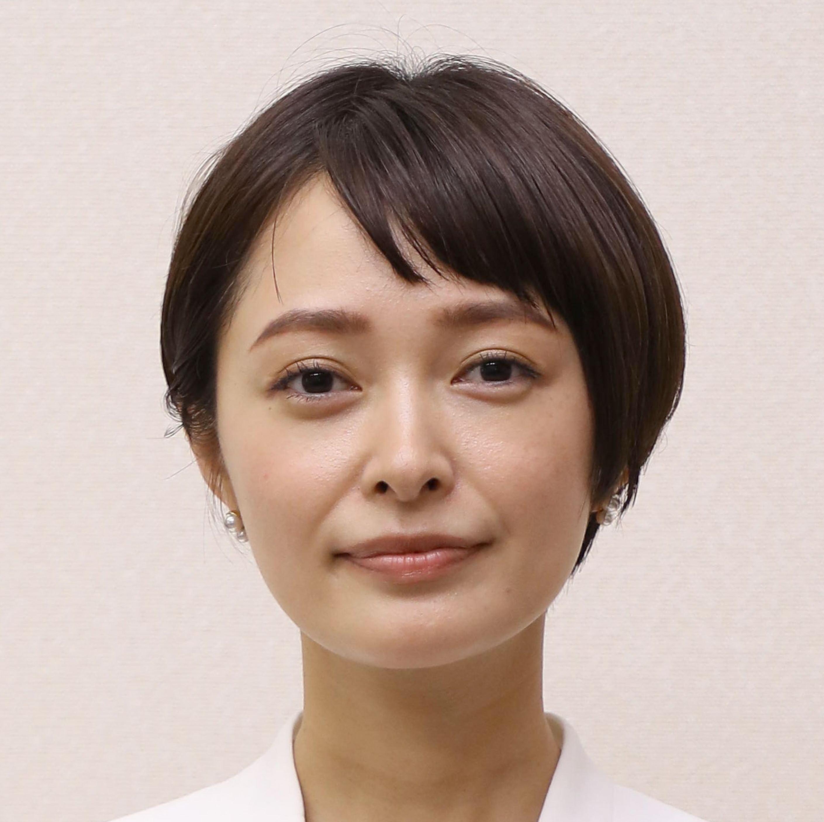 市井紗耶香の現在と即日辞職の真相｜夫・4人の子供と歩む波乱の道