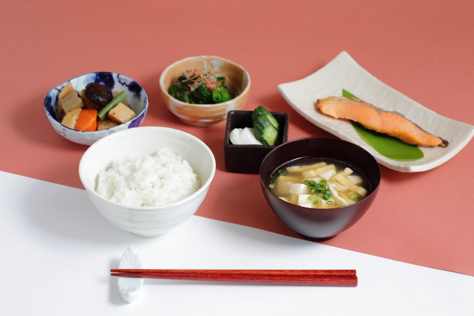 なぜ和食は海外で愛されるのか？健康志向を超えた熱狂の理由と現在地