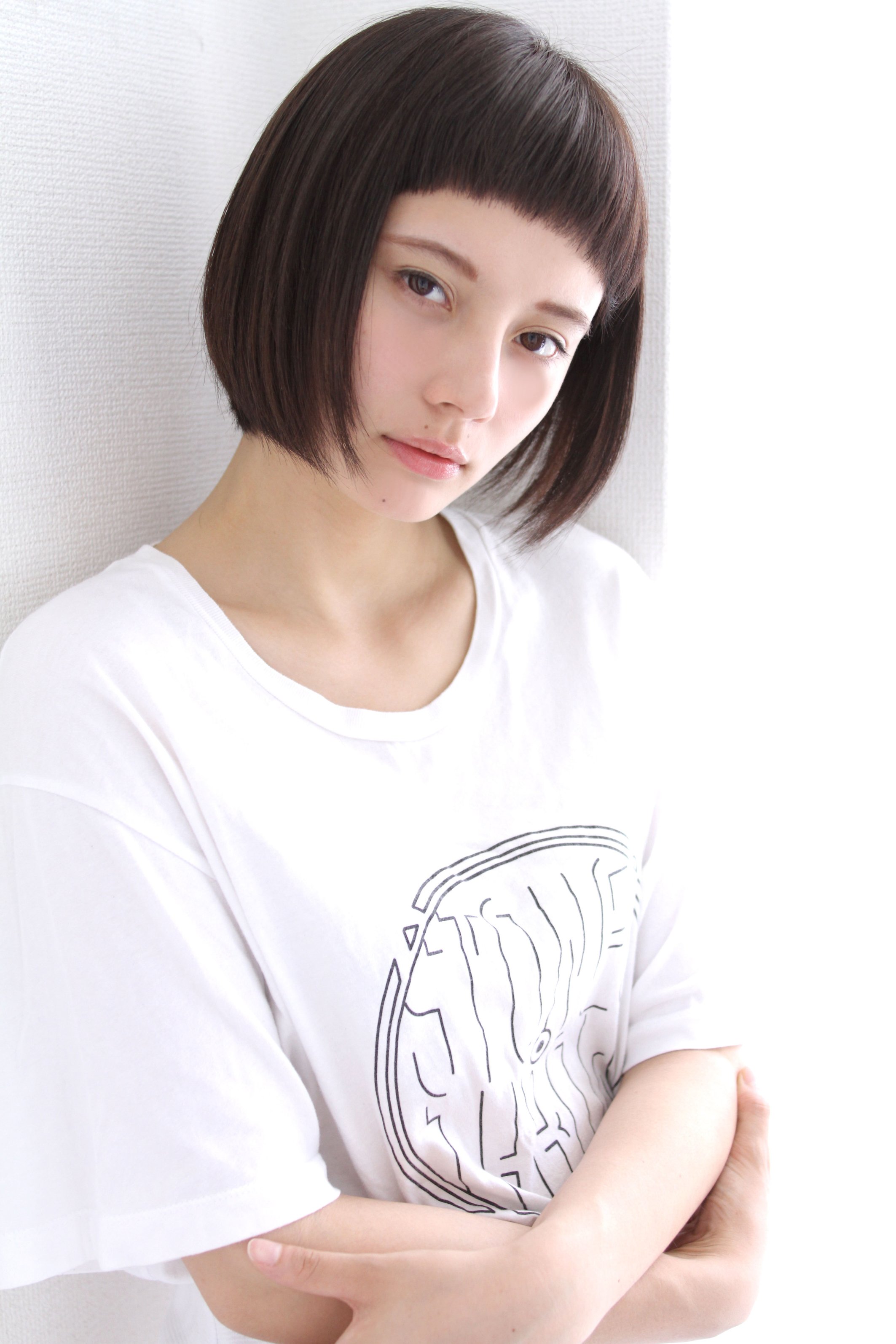 ぱっつん前髪が似合う人の特徴とは？顔型別診断と旬のオーダー術