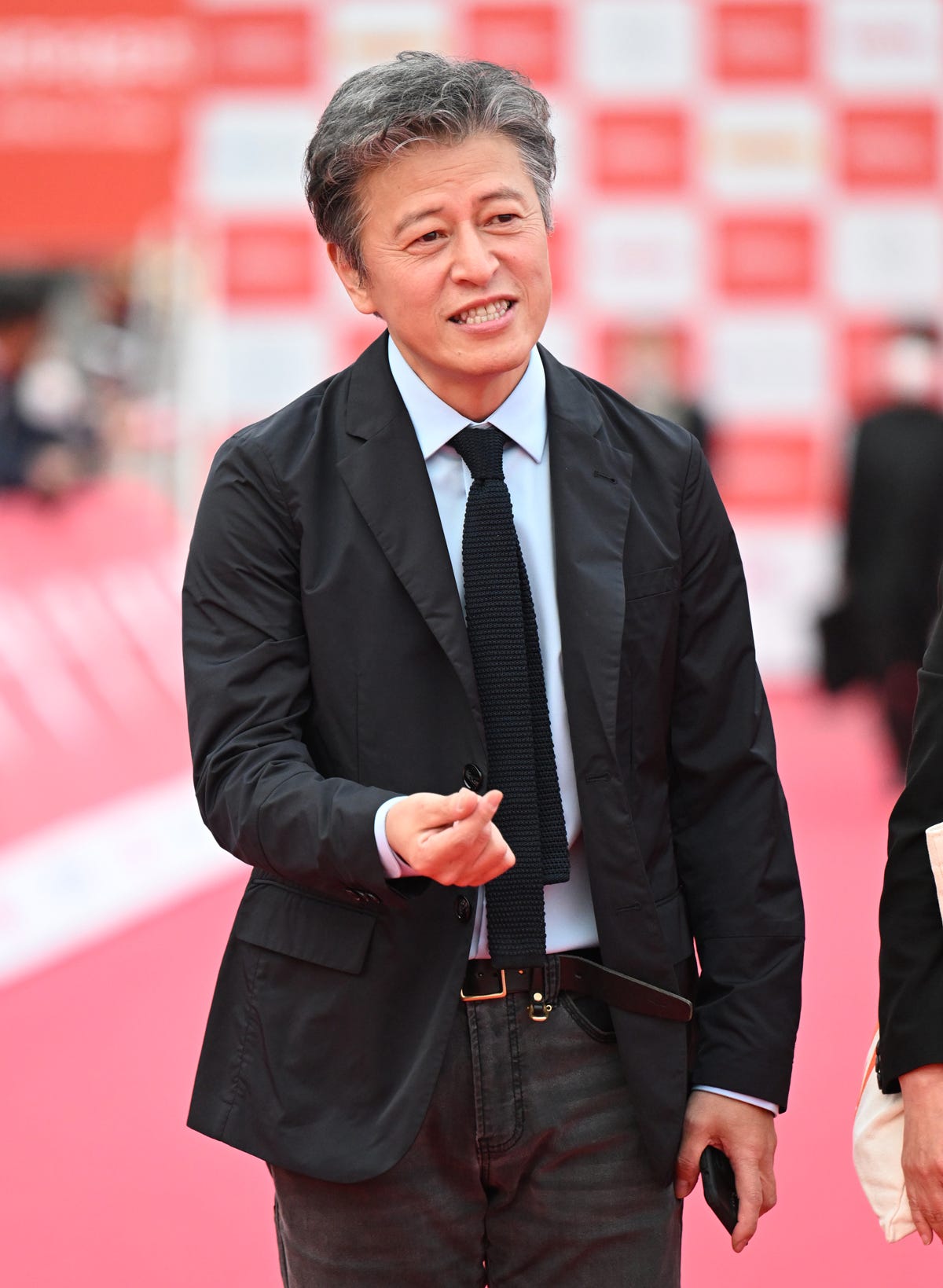 ペ・ヨンジュンの現在とは？ハワイ移住の真相と驚愕の総資産【2026】