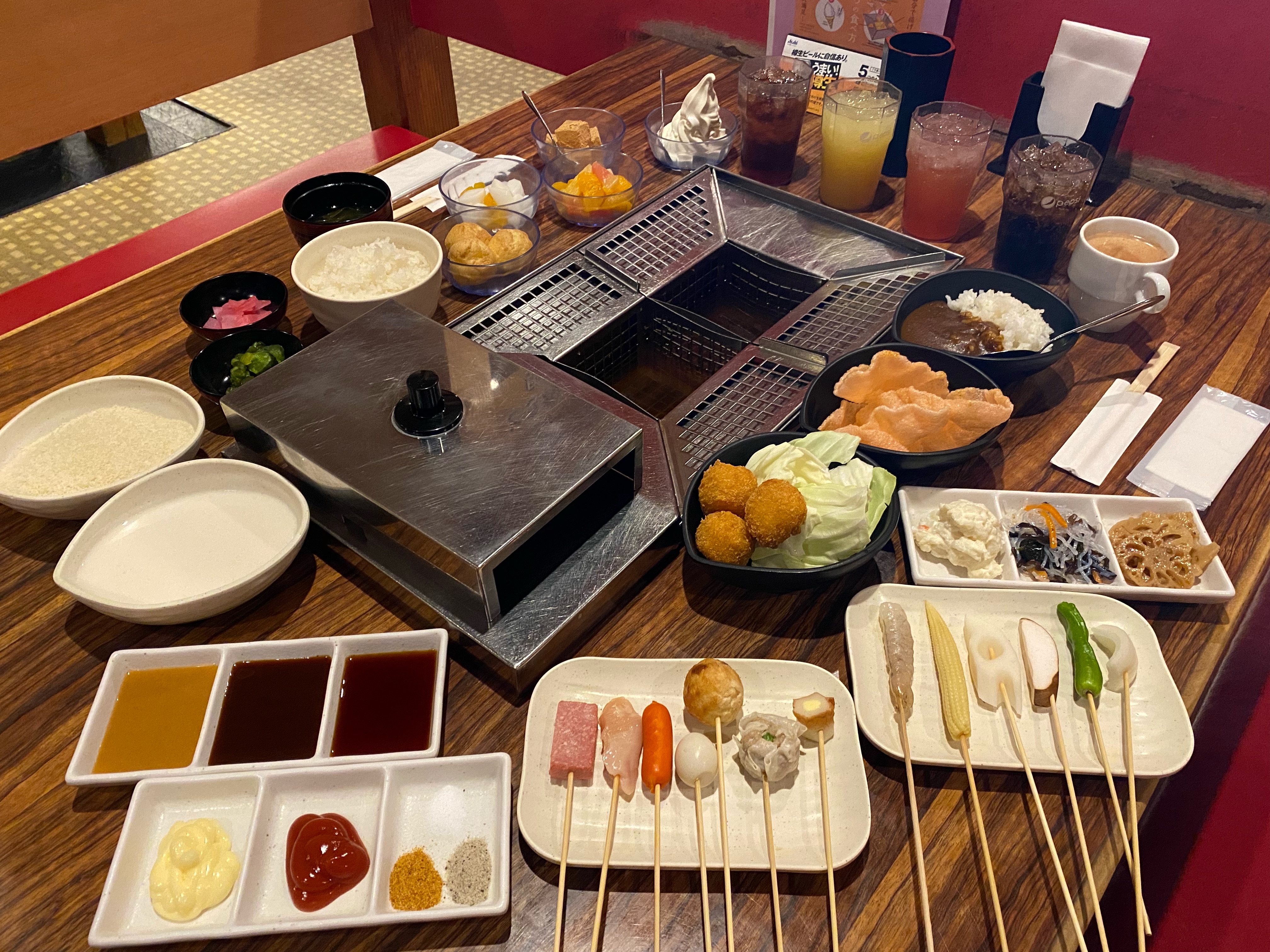 串まるの評判と人気の秘密を徹底解剖！食べ放題の料金やお得な予約術