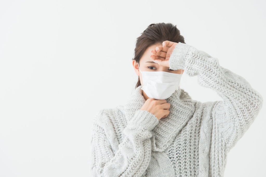 「熱はないのにゾクゾクする」現代人を襲う謎の寒気の正体と、2026年最新の自律神経リスク