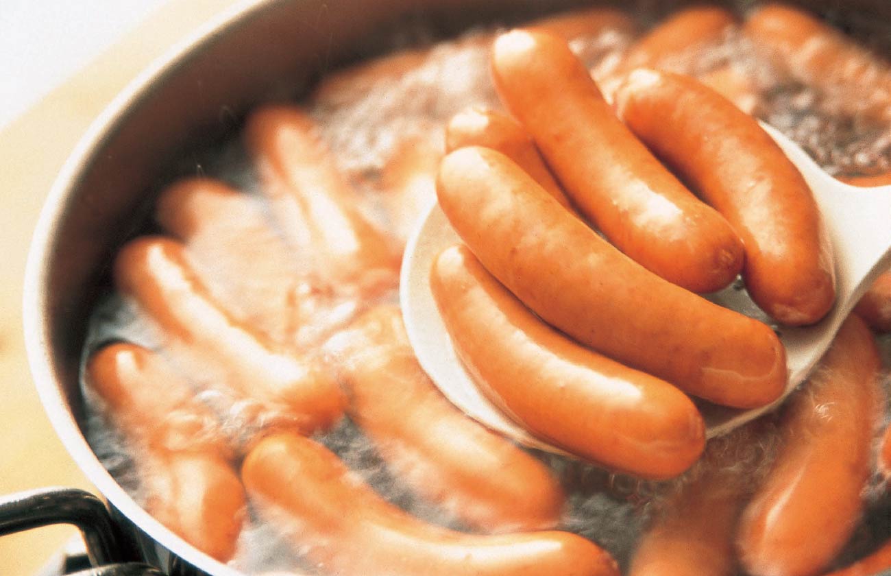 ソーセージの沸騰茹ではNg？パリッと肉汁溢れる黄金比と最新裏技