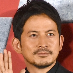 岡田准一が今こそ語る「狂気と葛藤の20代」――孤高のアクションスターはいかにして覚醒したのか
