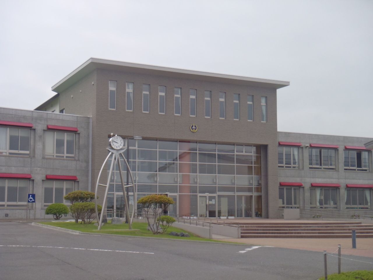 八戸高校の偏差値と進学実績2026｜東大合格と内申点ボーダーの真相