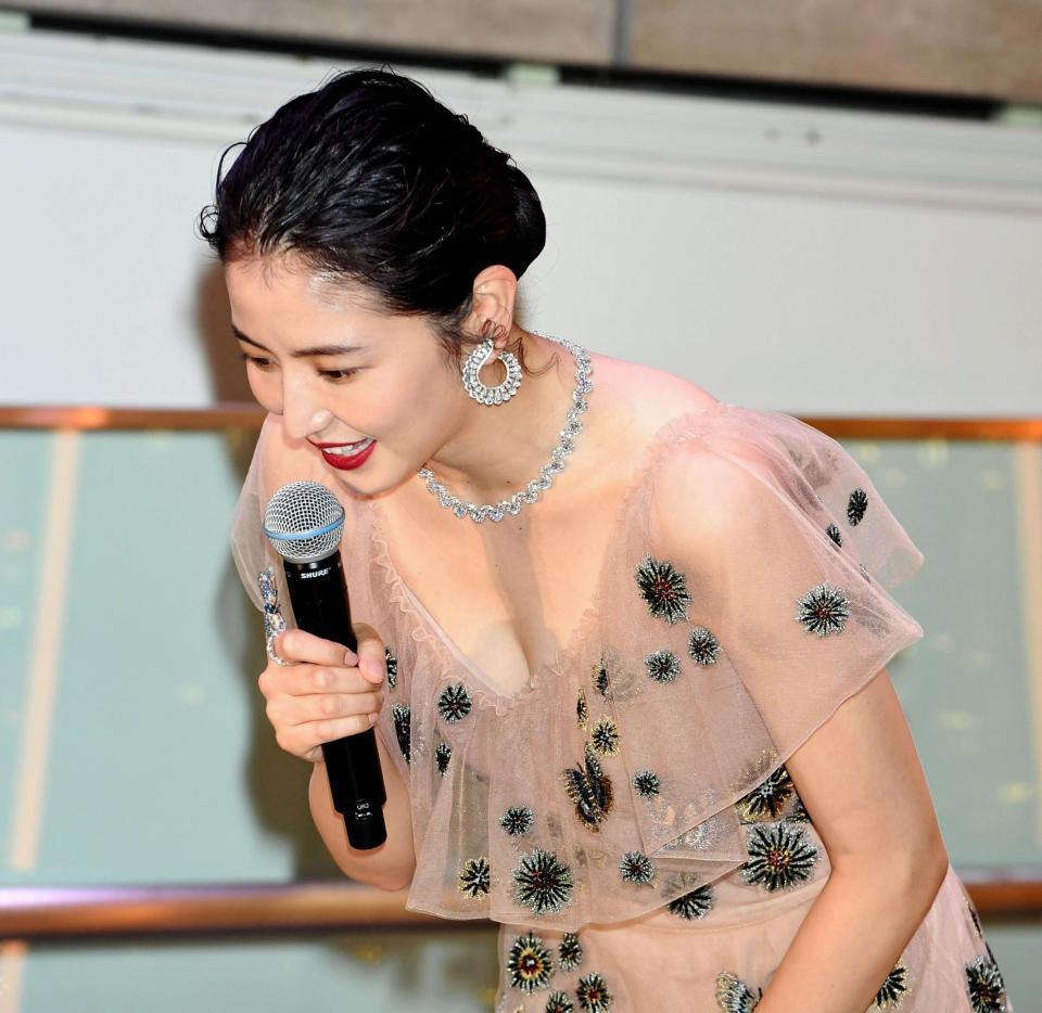 長澤まさみの胸と美スタイルに迫る！昔と現在の変化＆美ボディ維持の真相