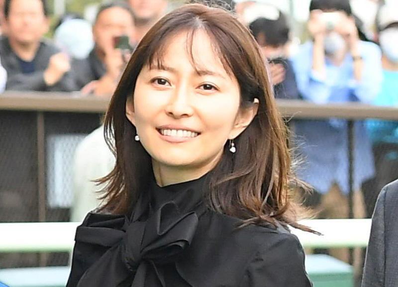 90年代を揺るがした伝説の女優・榎本加奈子の「現在」—実業家、大魔神の妻、そして馬主として魅せる2026年のリアル