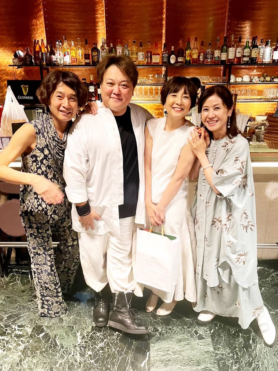 小林綾子の結婚相手と旦那の真相｜元夫との離婚理由や現在の再婚迫る