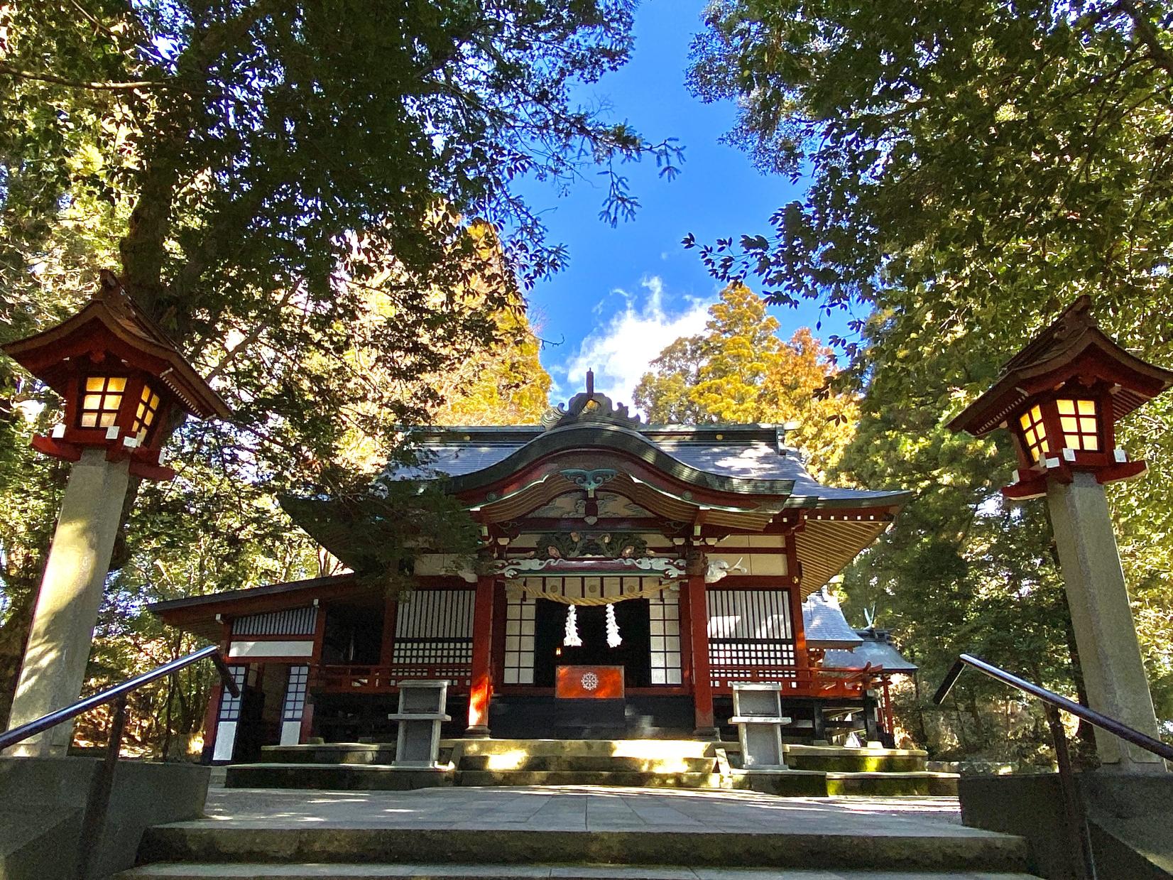 霧島東神社はなぜ怖い？龍神伝説と天逆鉾の真相・不思議な体験談を追う