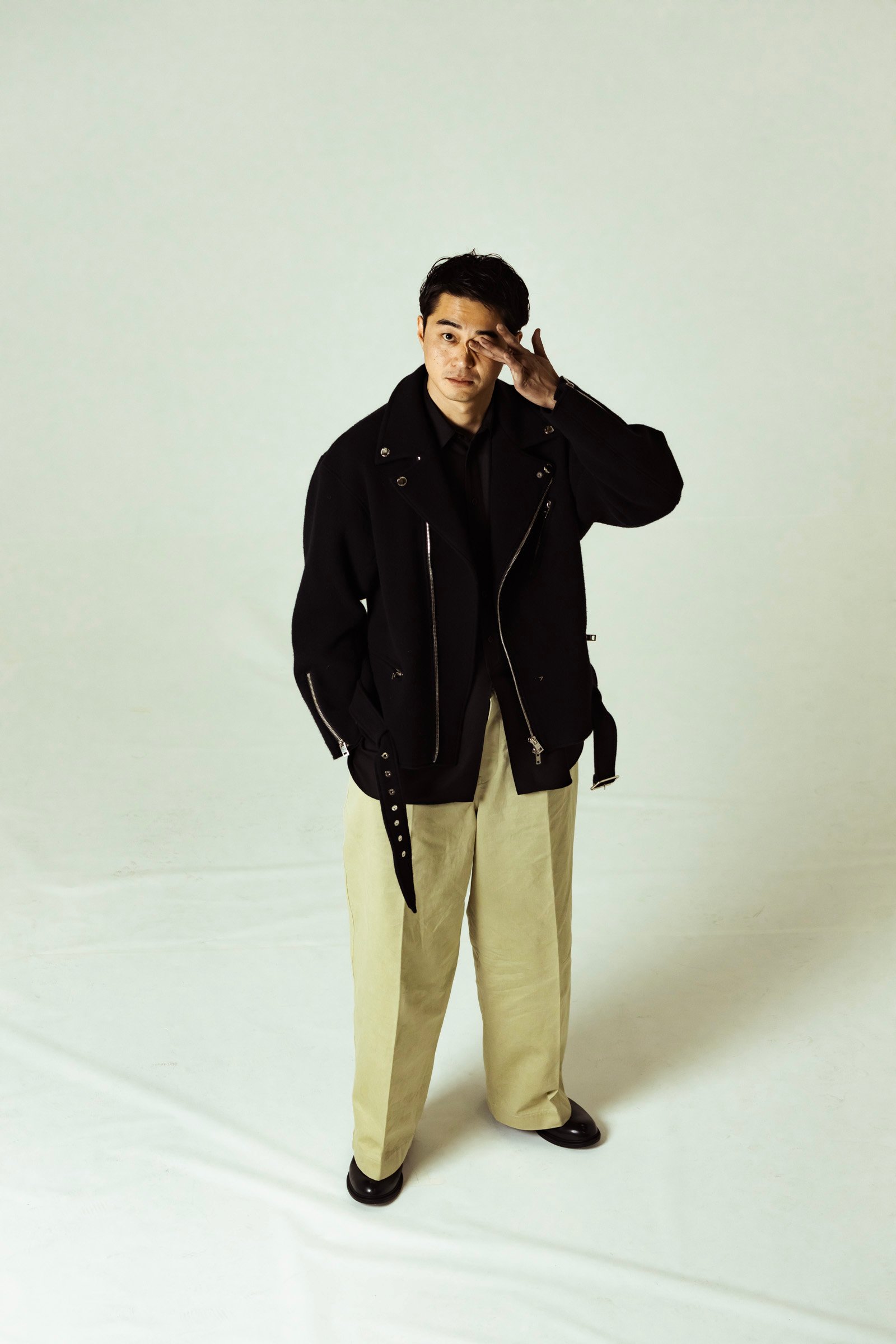 東出昌大の私服とファッション遍歴！パリコレから山生活までの真髄