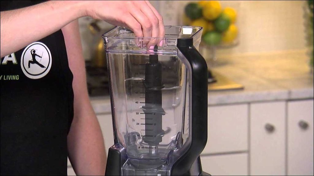 How to Operate the Ninja Blender