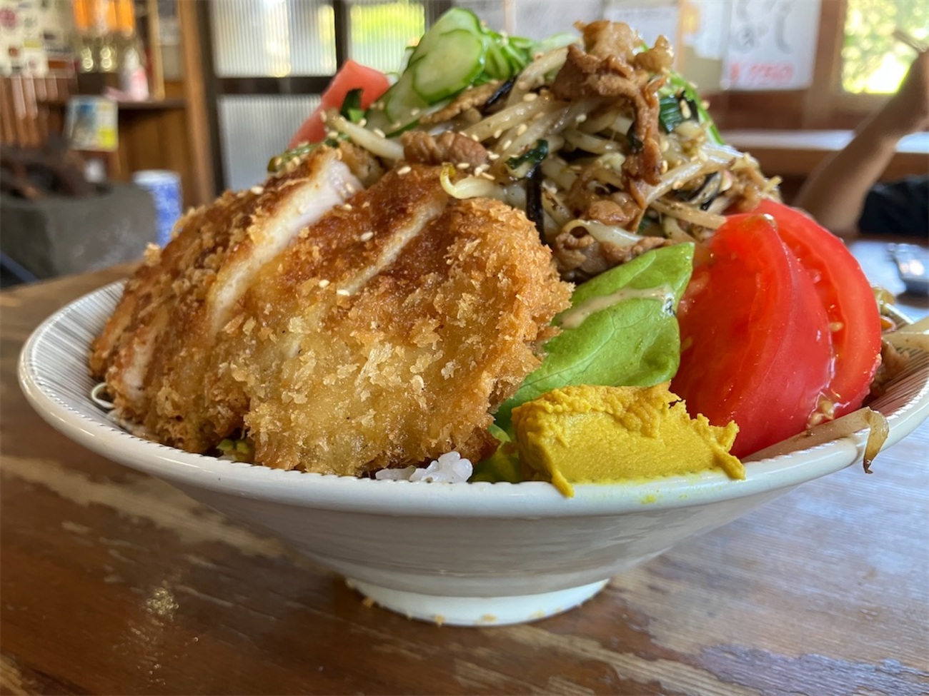 山梨のデカ盛り聖地「ぼんち食堂」の衝撃！完食率と持ち帰りルールの真相